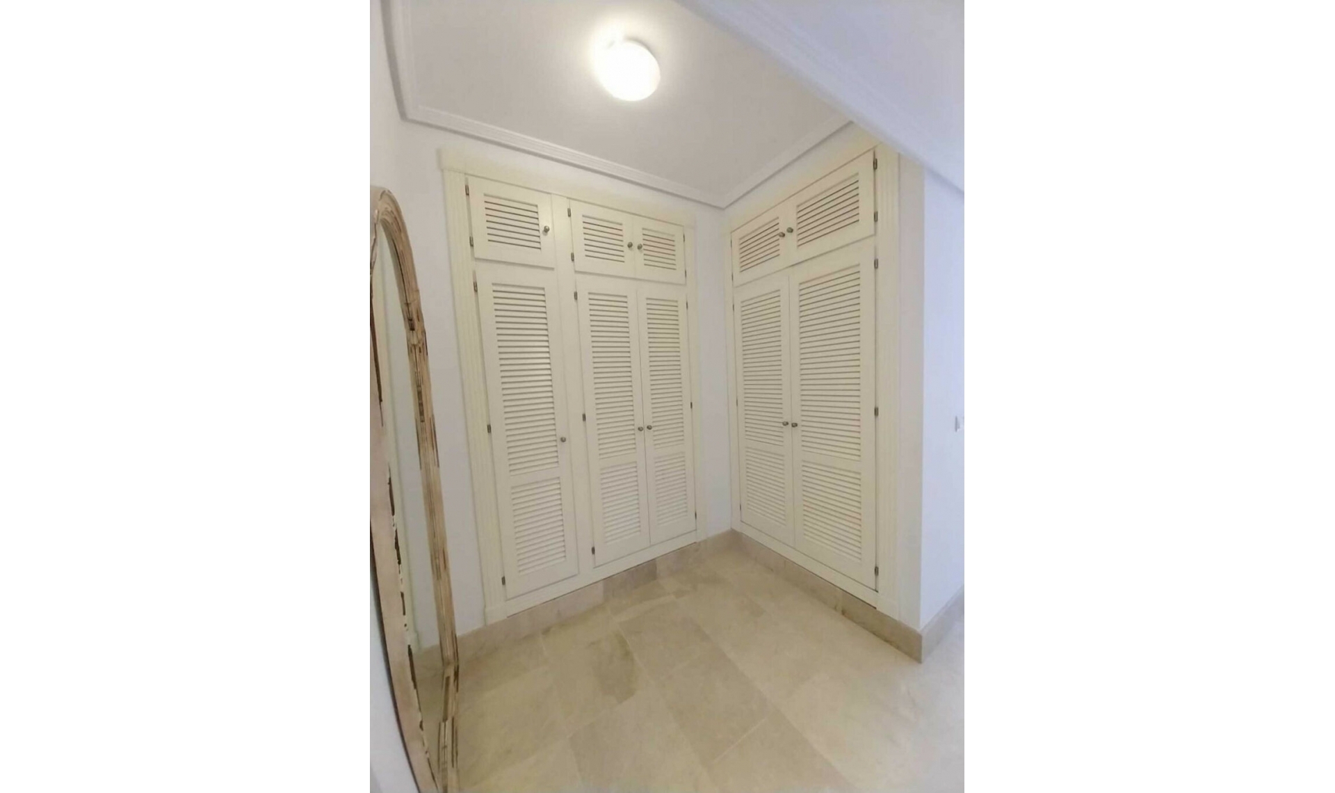 Resale - Apartment -
Sotogrande
