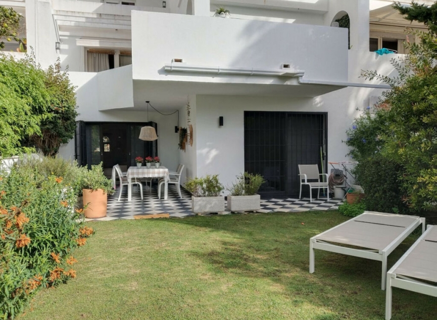 Resale - Apartment -
Sotogrande