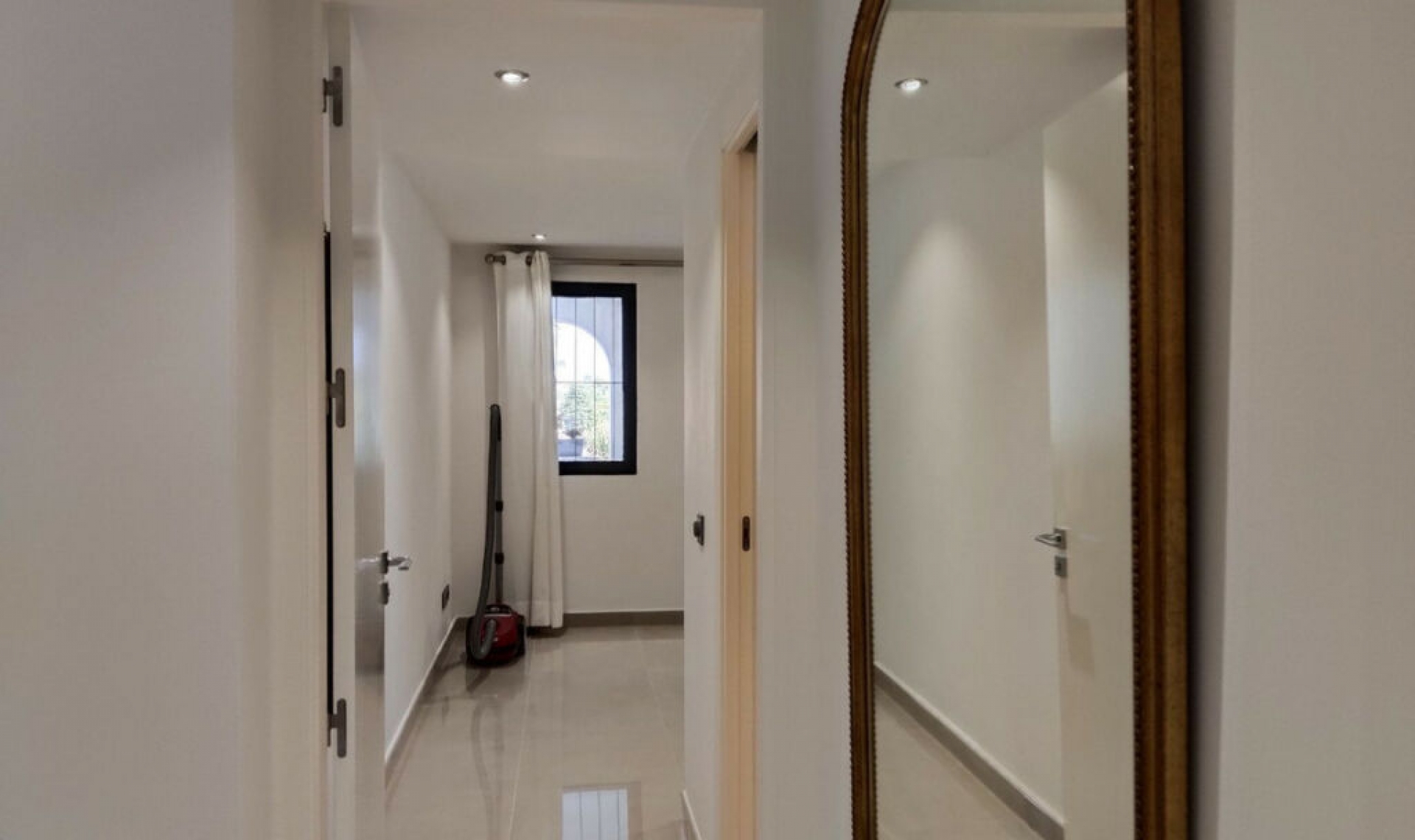 Resale - Apartment -
Sotogrande