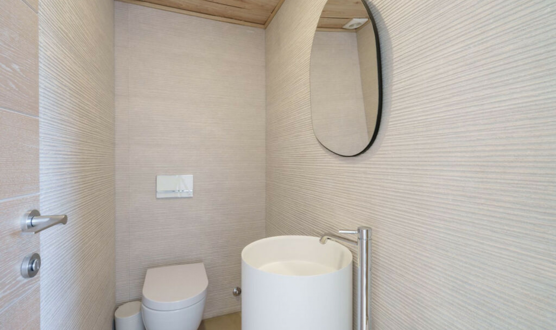 Resale - Apartment -
The Golden Mile