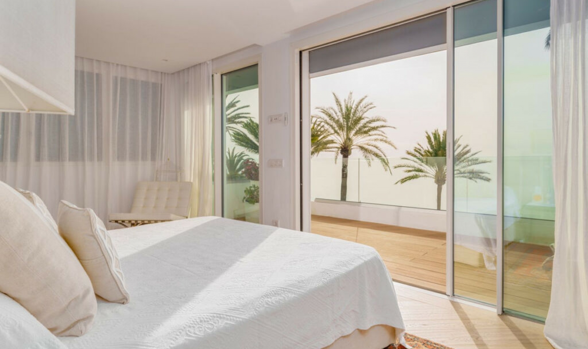 Resale - Apartment -
The Golden Mile