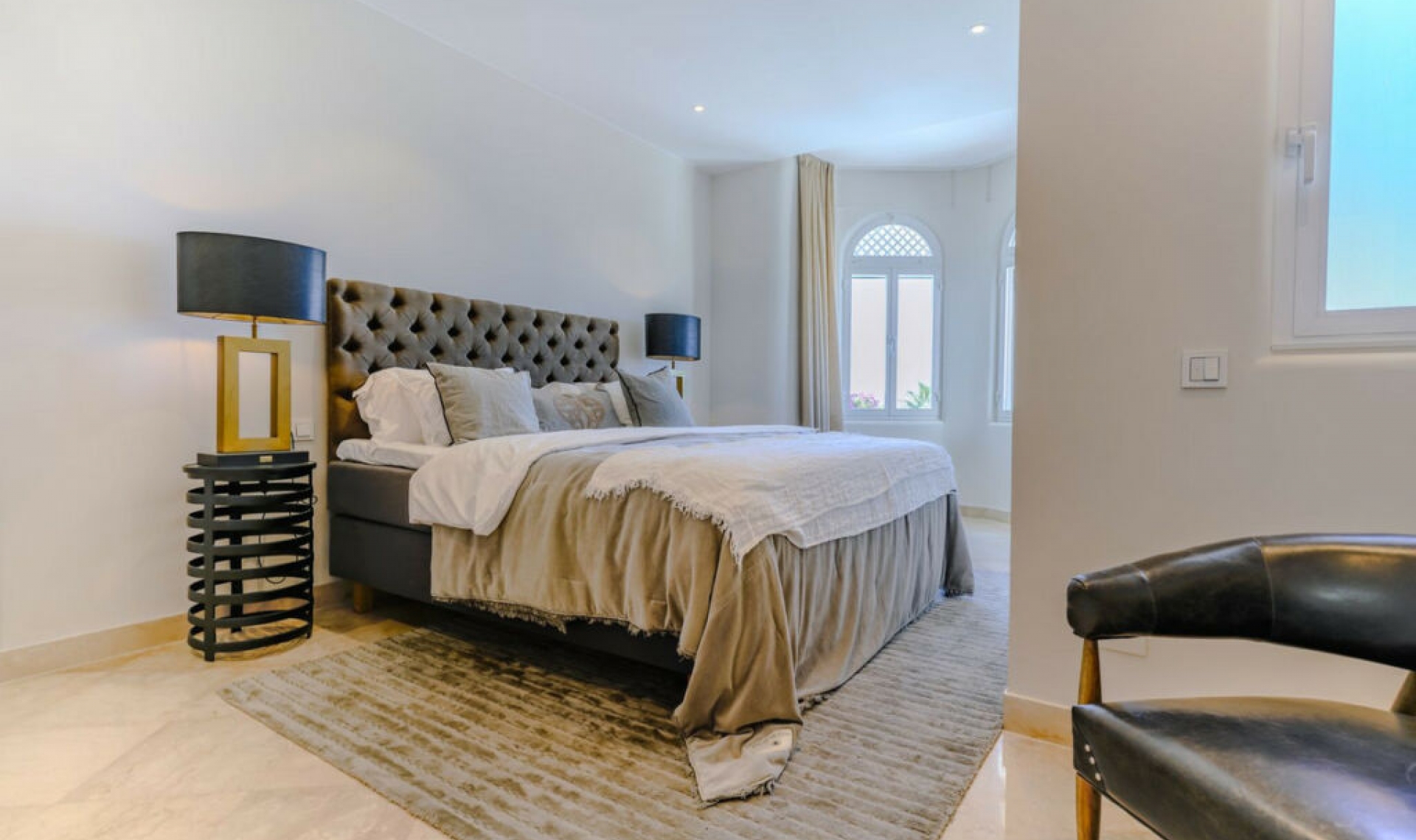 Resale - Apartment -
The Golden Mile