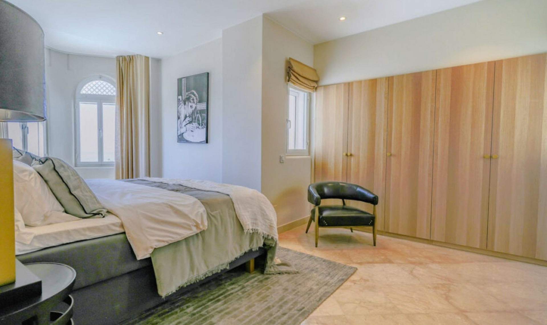 Resale - Apartment -
The Golden Mile