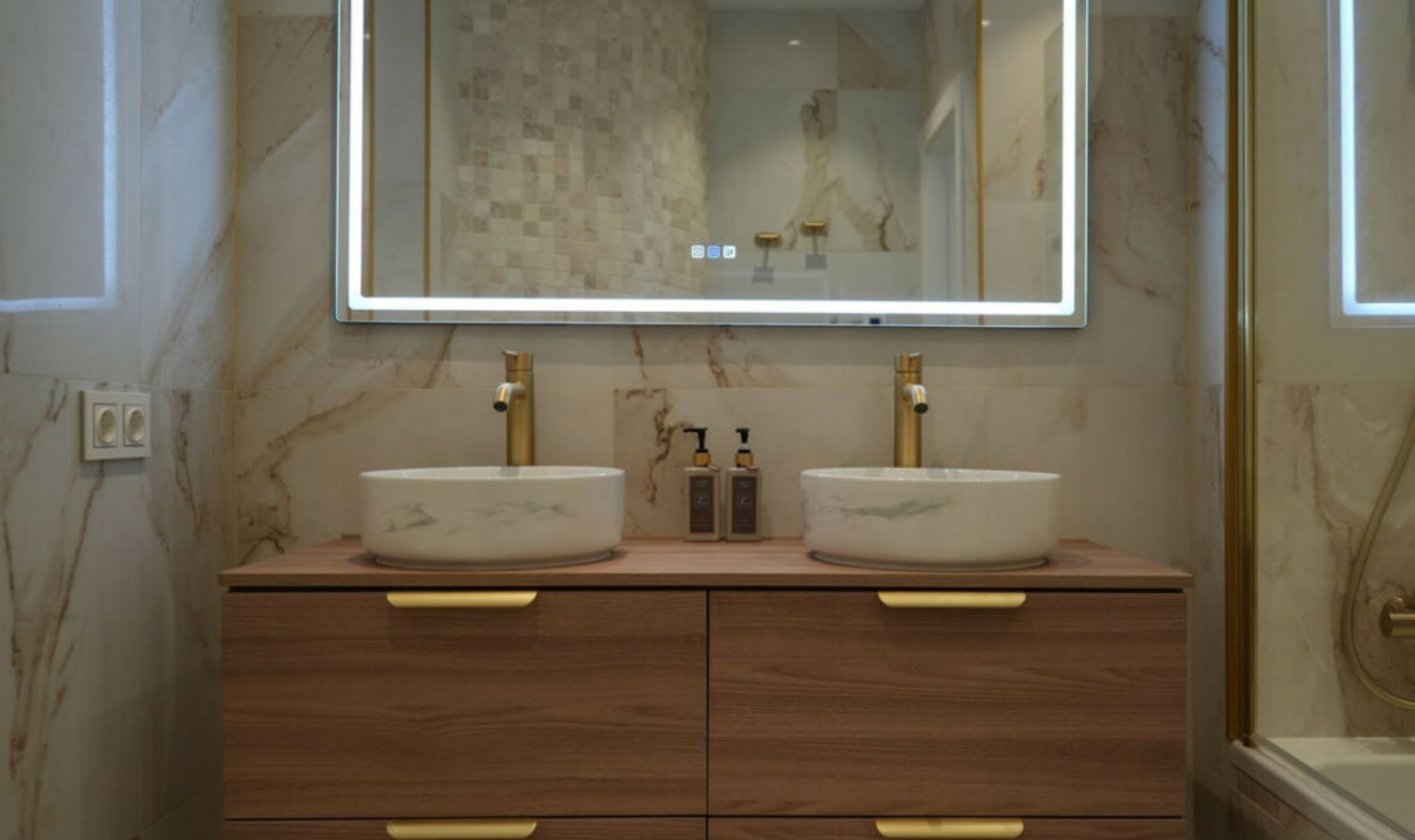 Resale - Apartment -
The Golden Mile