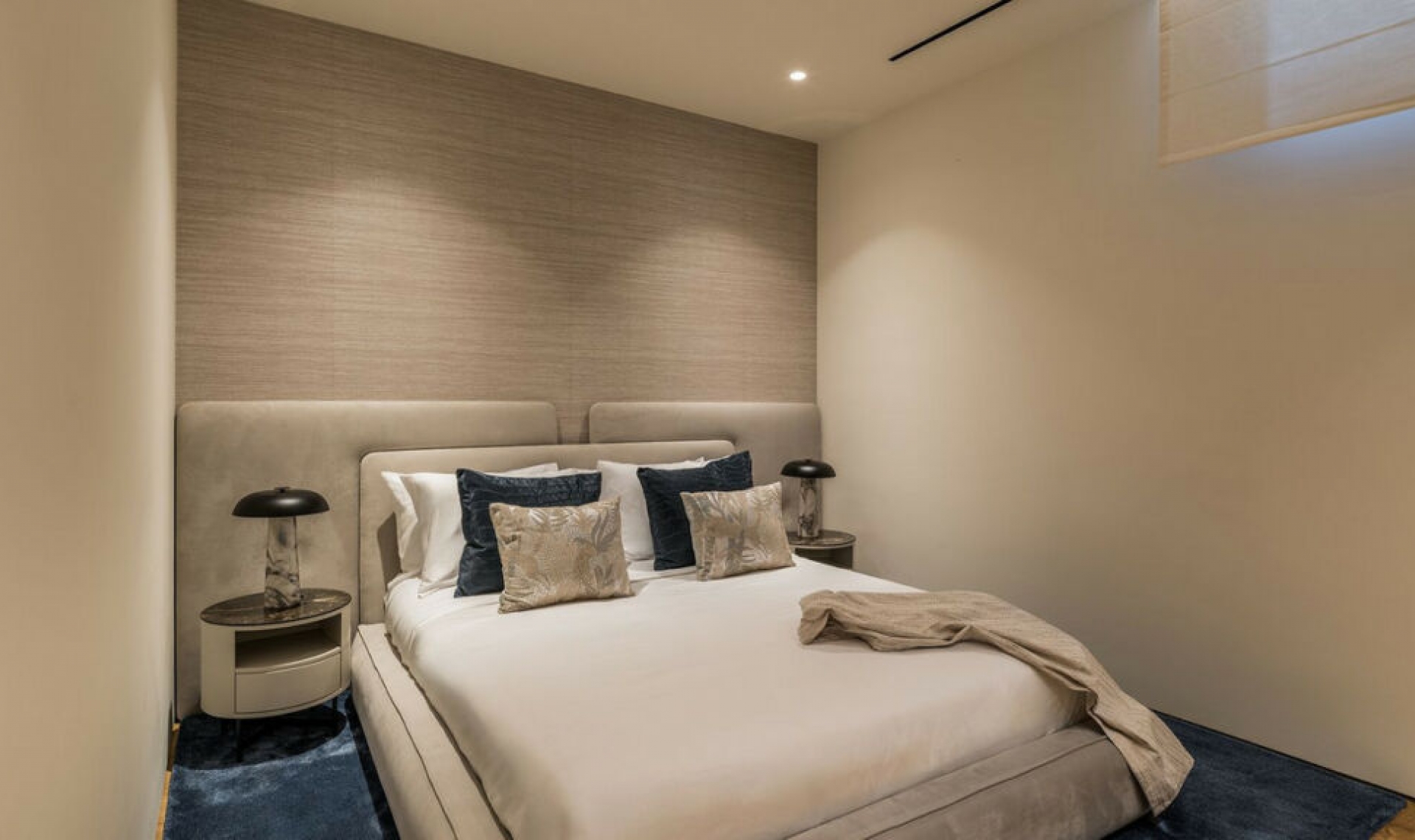 Resale - Apartment -
The Golden Mile