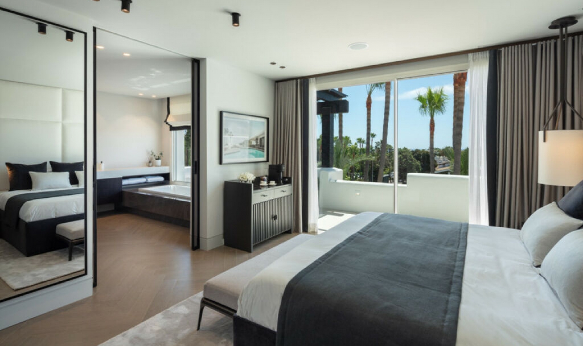 Resale - Apartment -
The Golden Mile