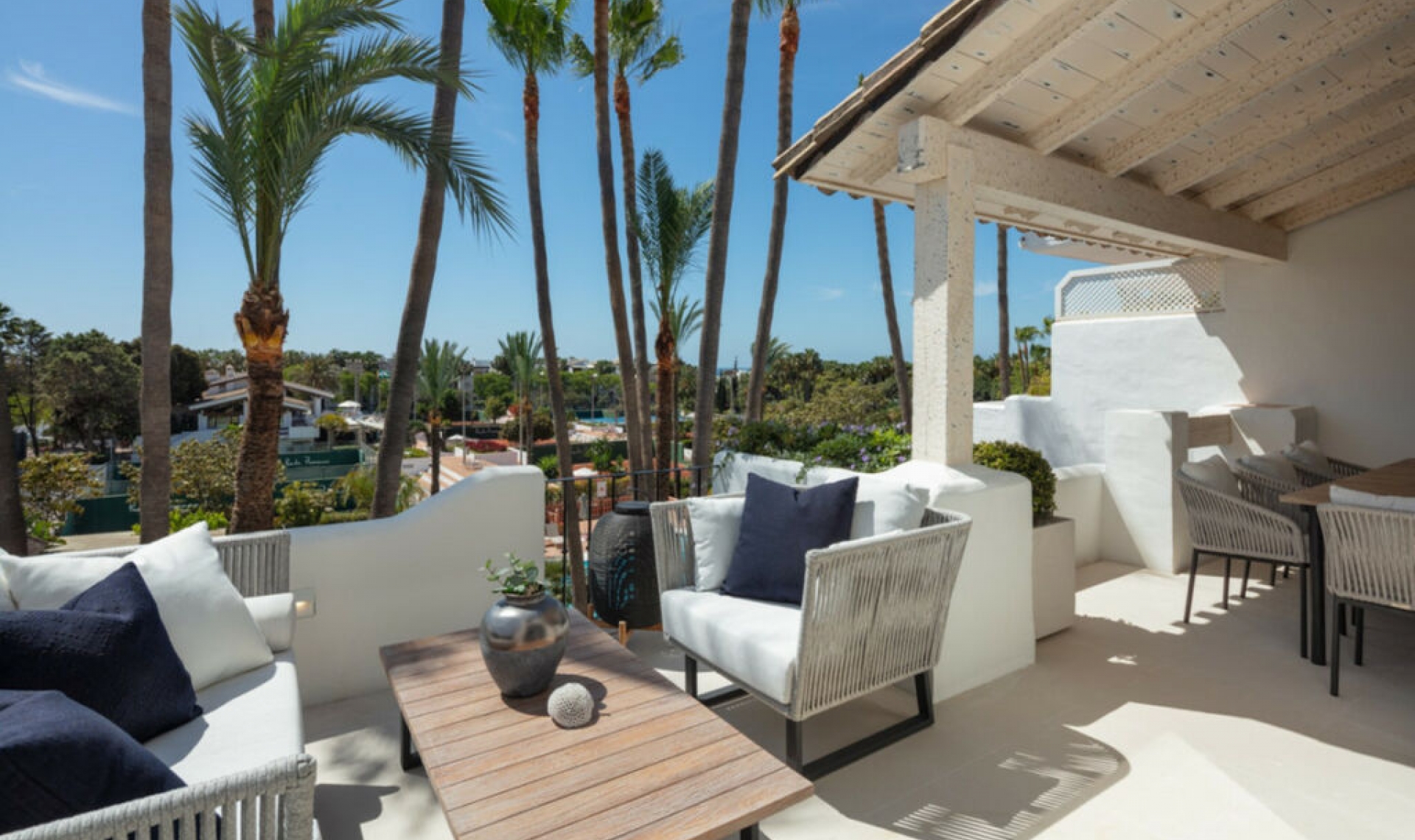 Resale - Apartment -
The Golden Mile