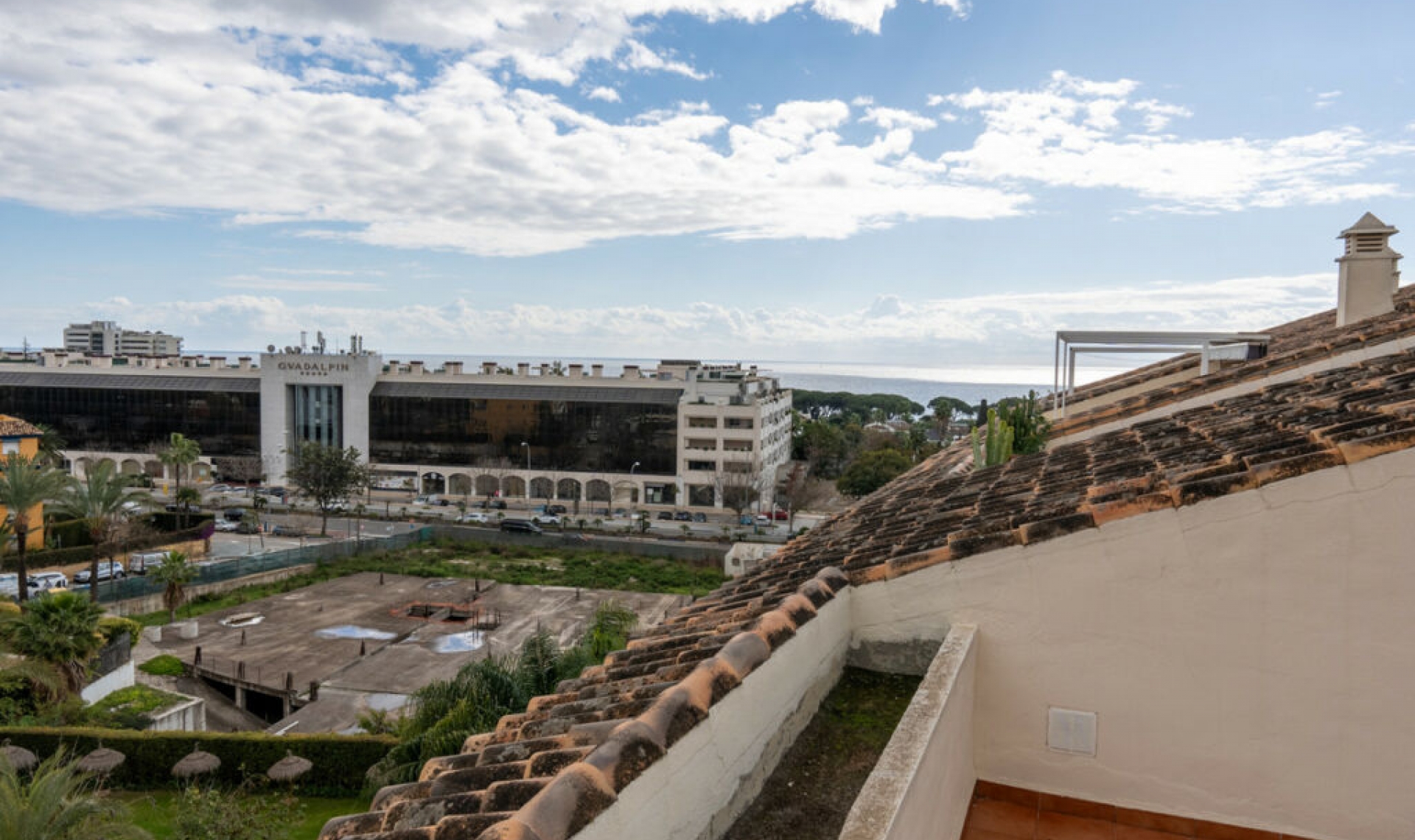 Resale - Apartment -
The Golden Mile