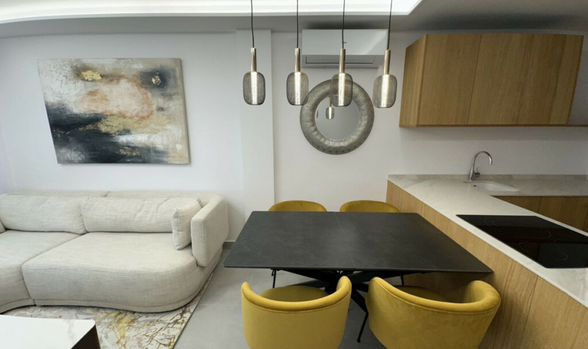 Resale - Apartment -
The Golden Mile