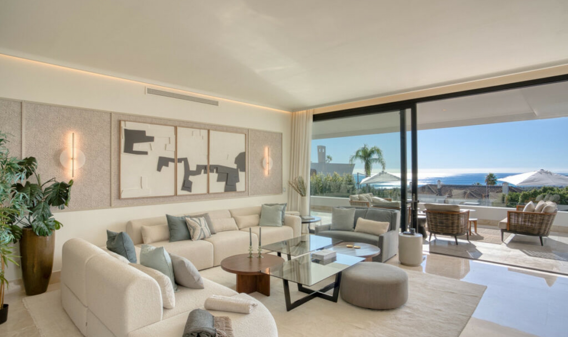 Resale - Apartment -
The Golden Mile