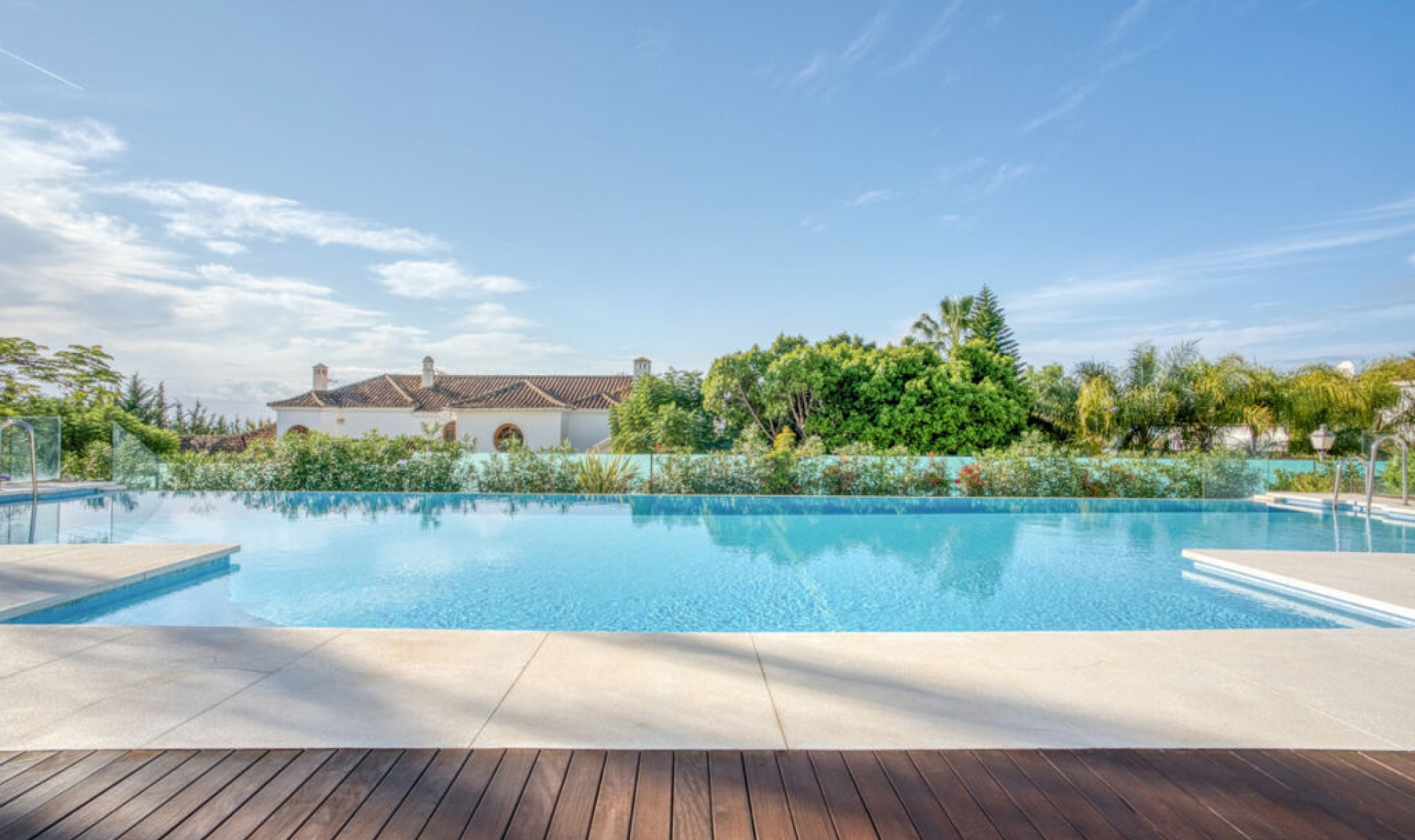 Resale - Apartment -
The Golden Mile