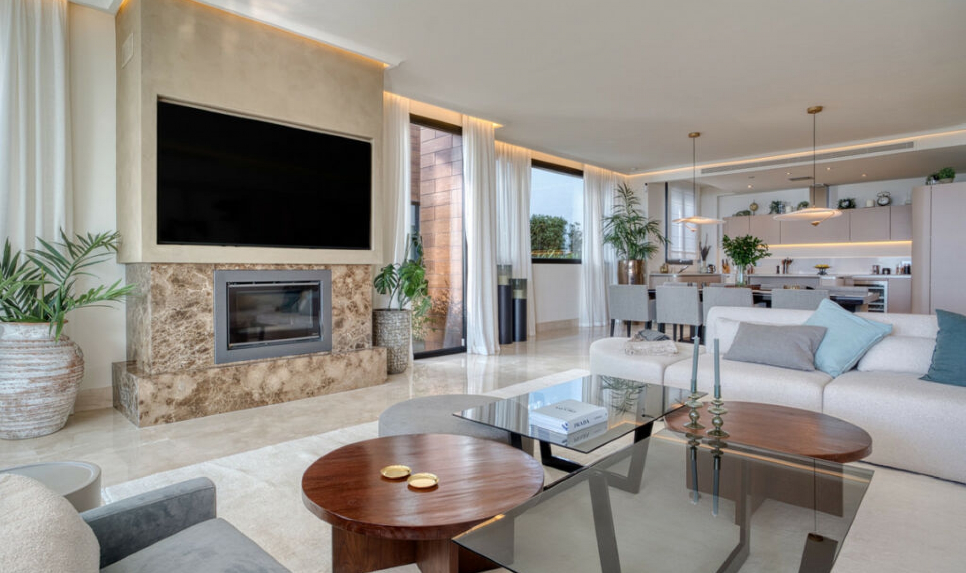 Resale - Apartment -
The Golden Mile