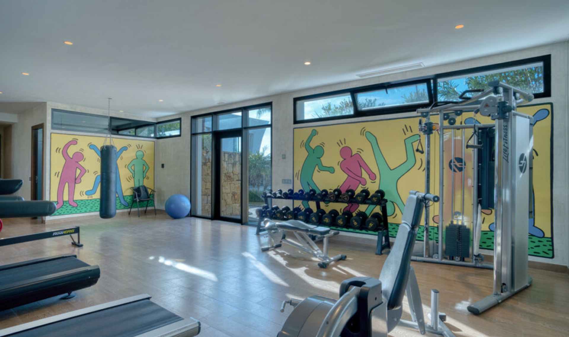 Resale - Apartment -
The Golden Mile