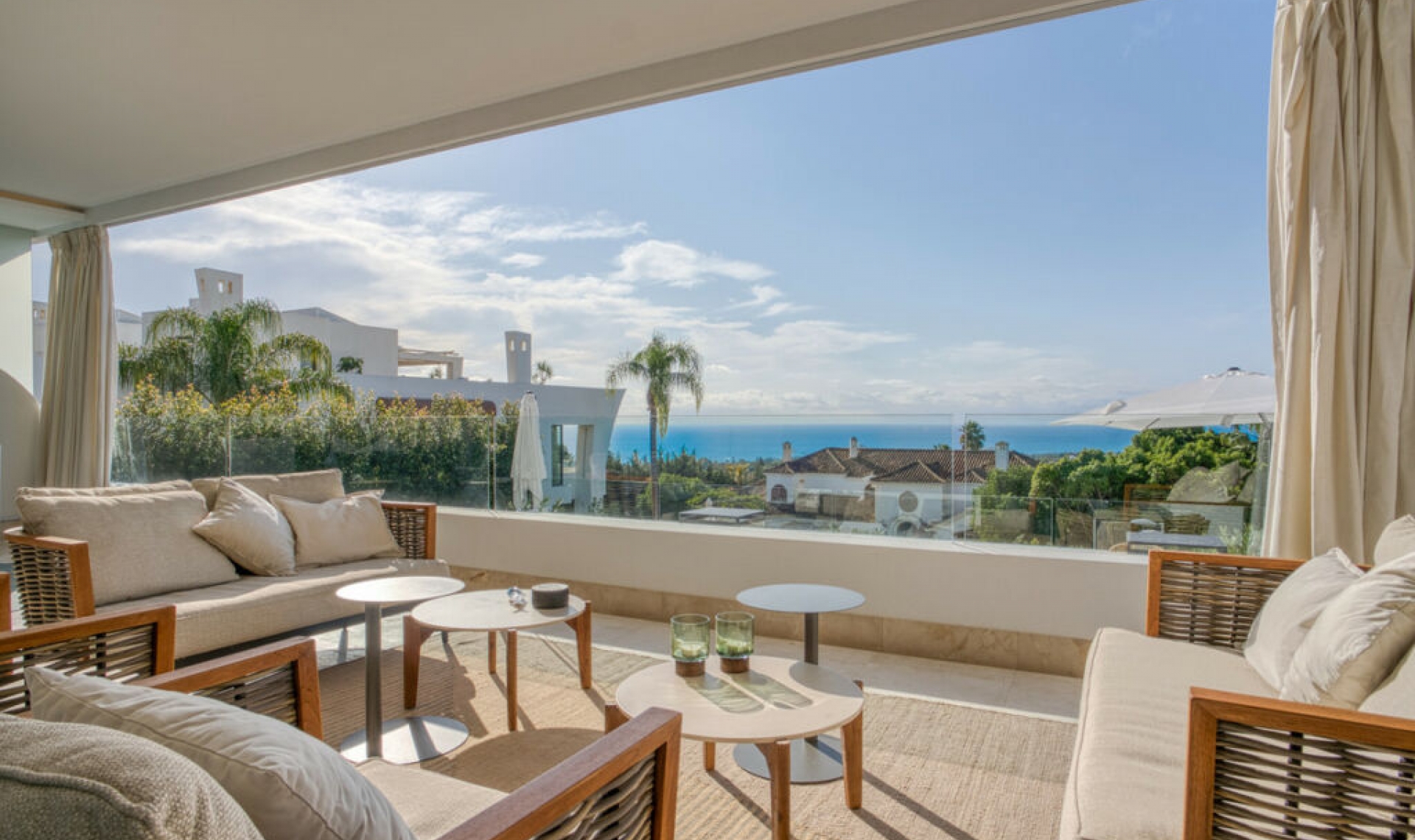 Resale - Apartment -
The Golden Mile