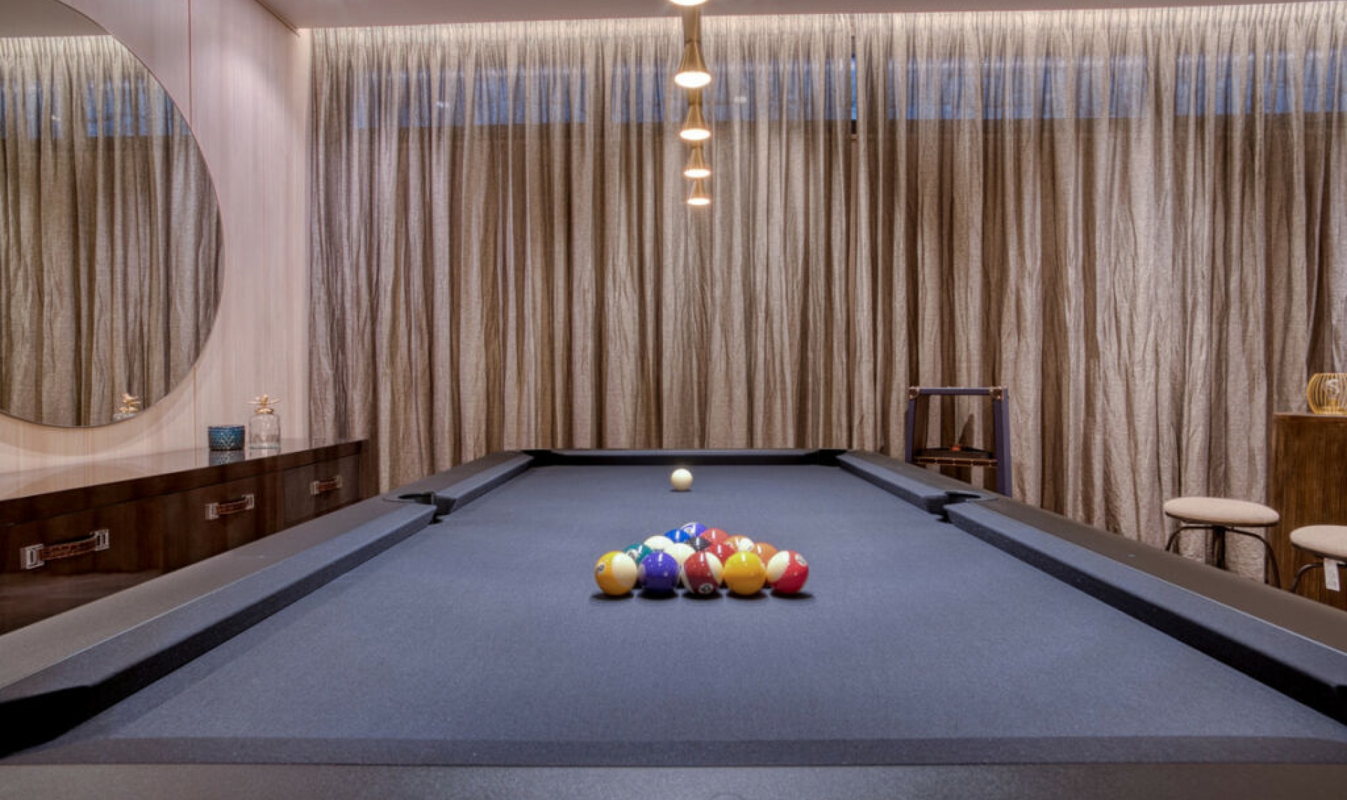 Resale - Apartment -
The Golden Mile