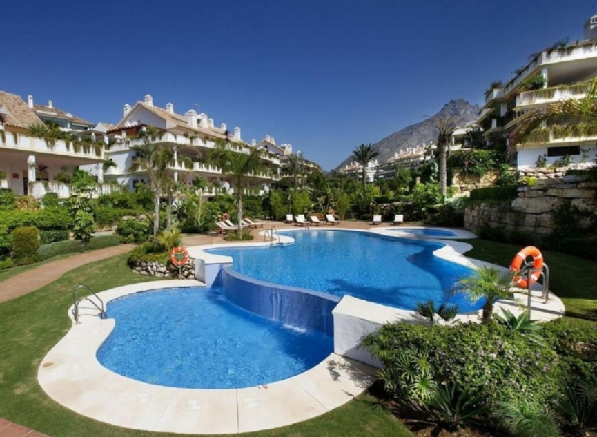 Resale - Apartment -
The Golden Mile