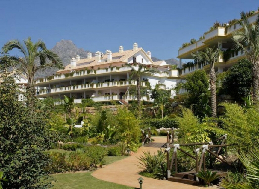 Resale - Apartment -
The Golden Mile