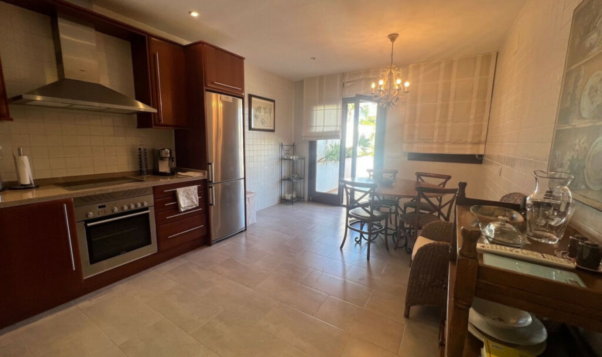 Resale - Apartment -
The Golden Mile