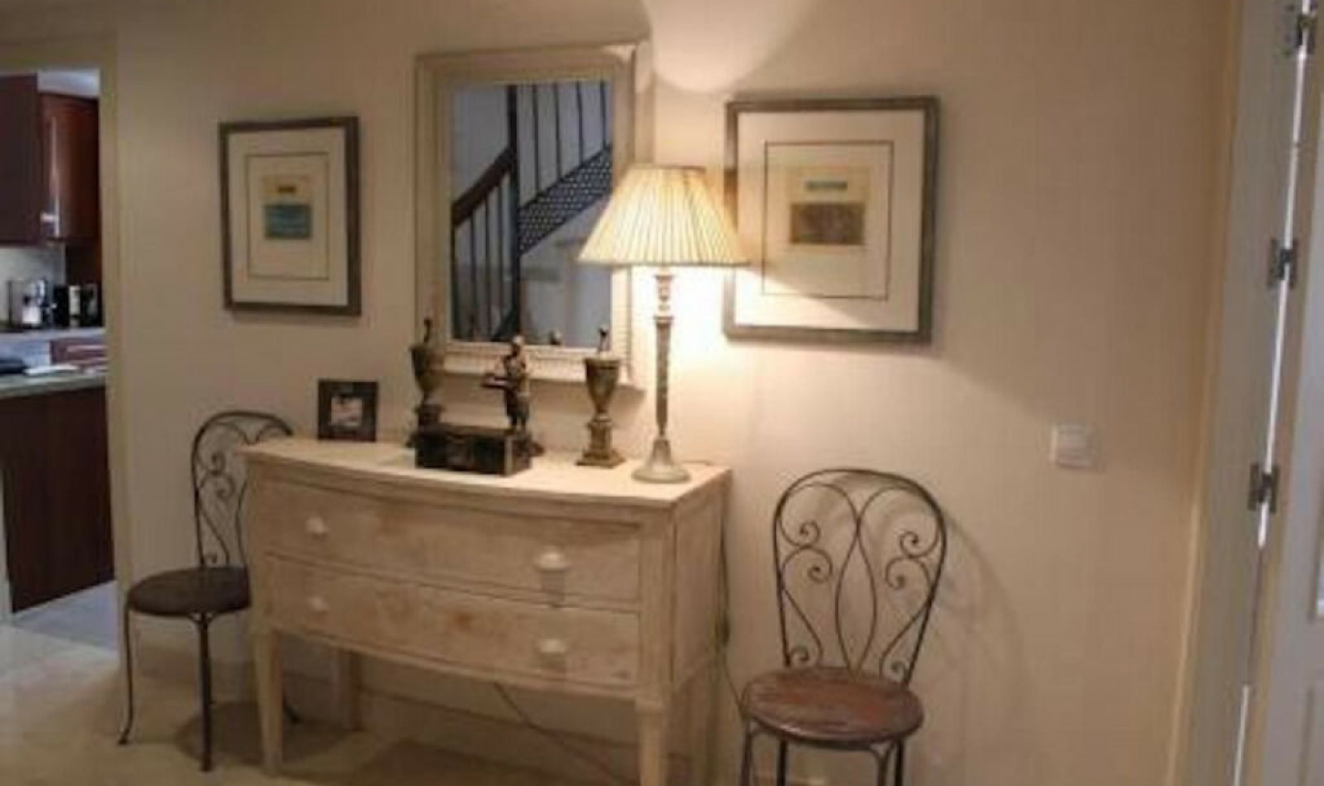 Resale - Apartment -
The Golden Mile