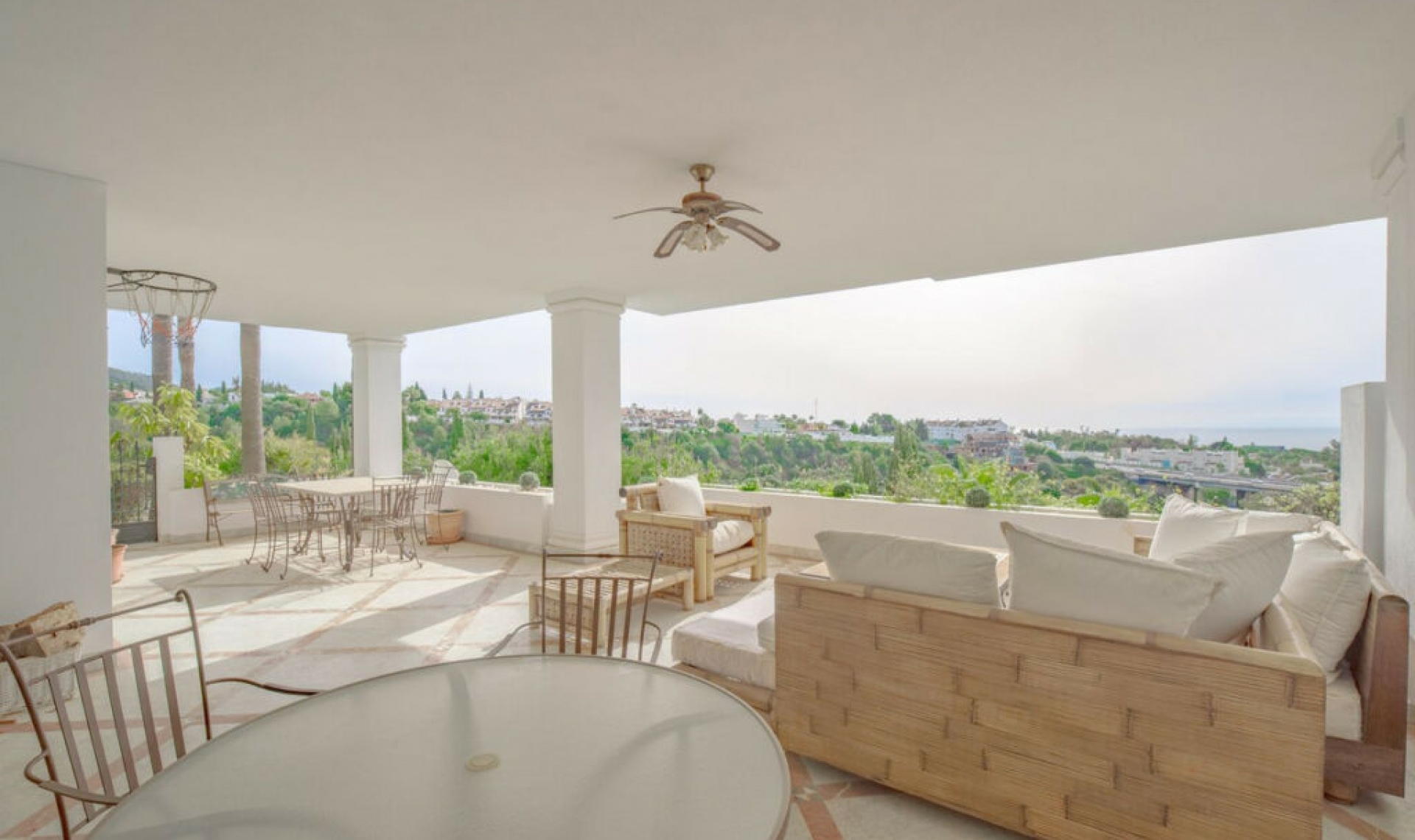 Resale - Apartment -
The Golden Mile