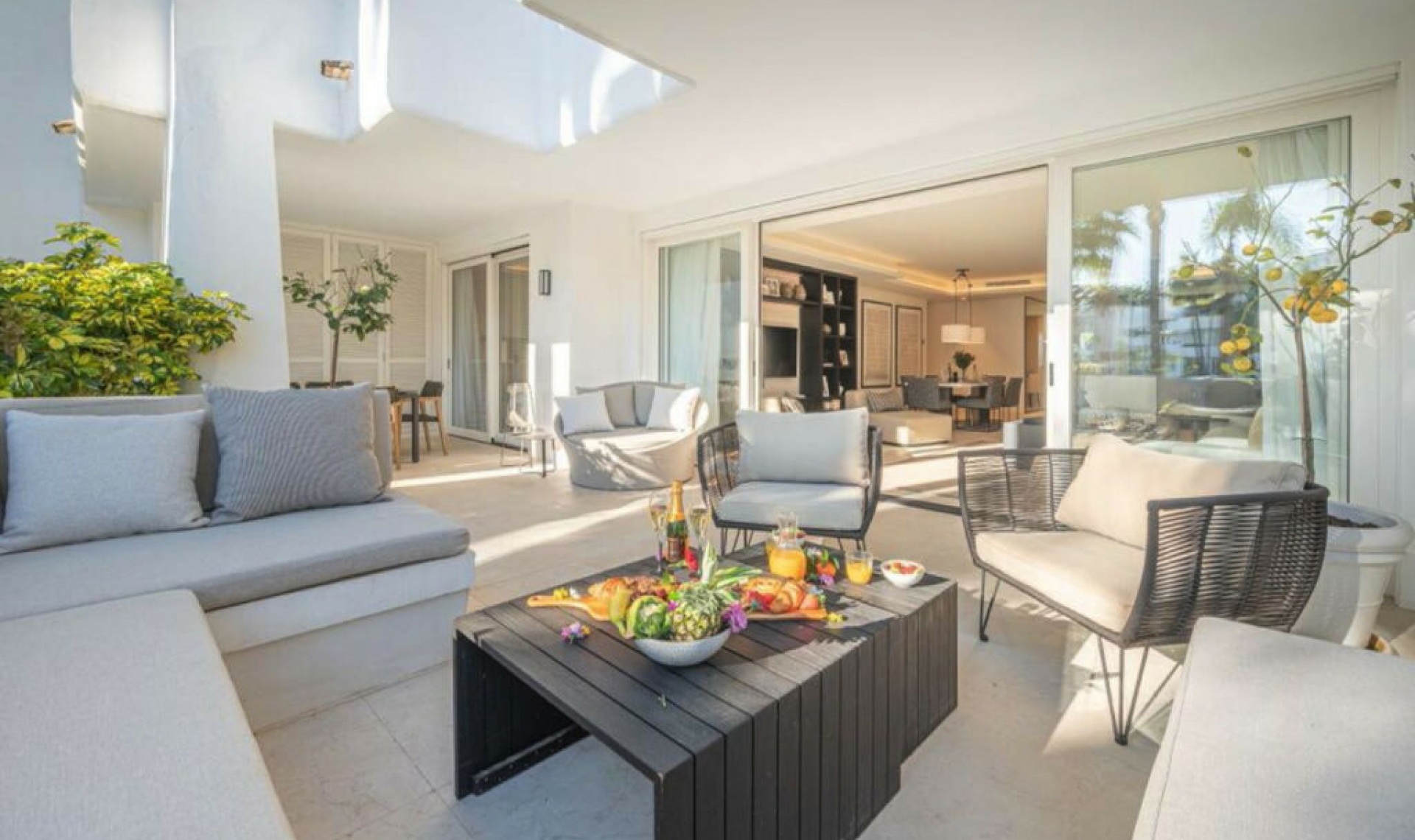 Resale - Apartment -
The Golden Mile
