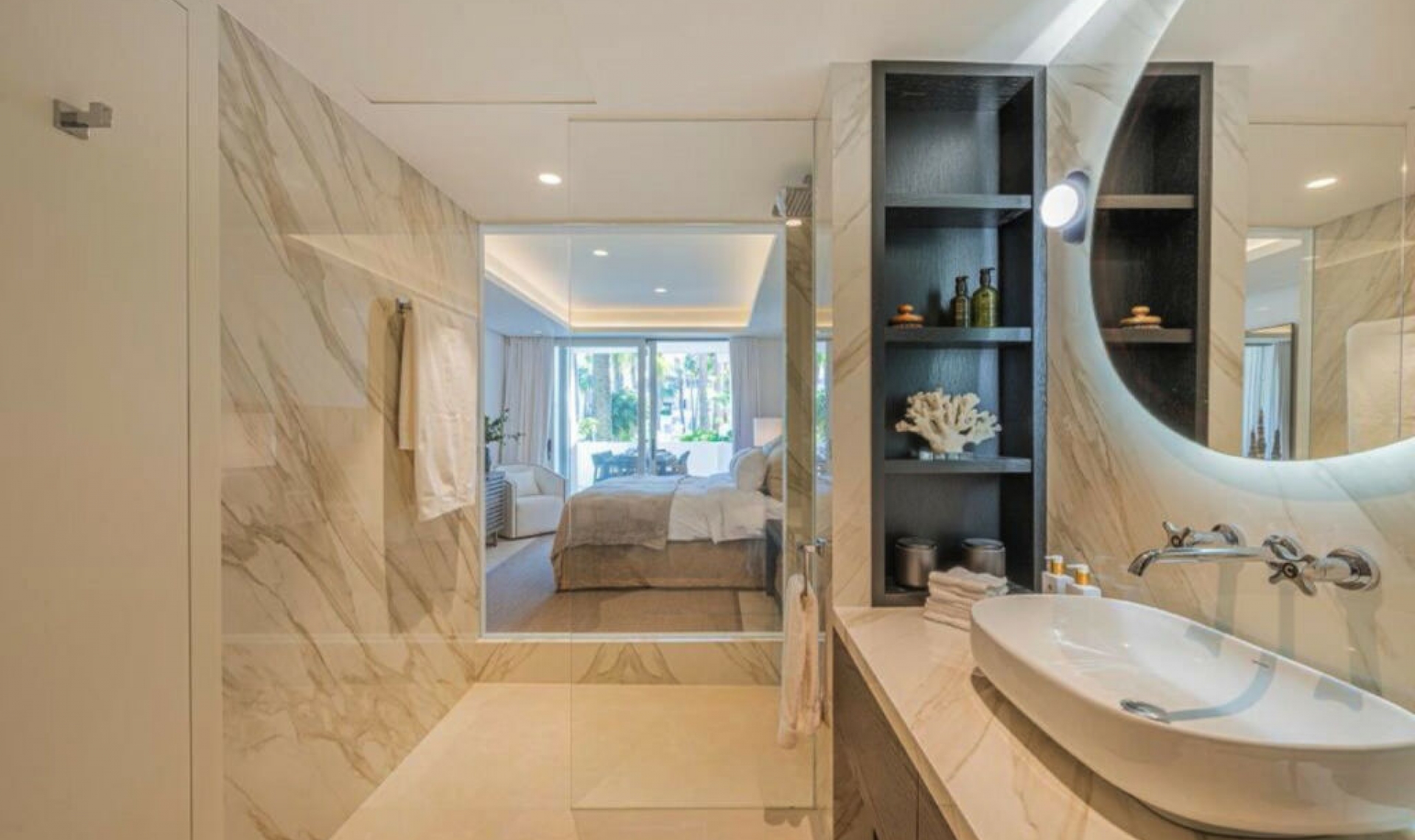 Resale - Apartment -
The Golden Mile