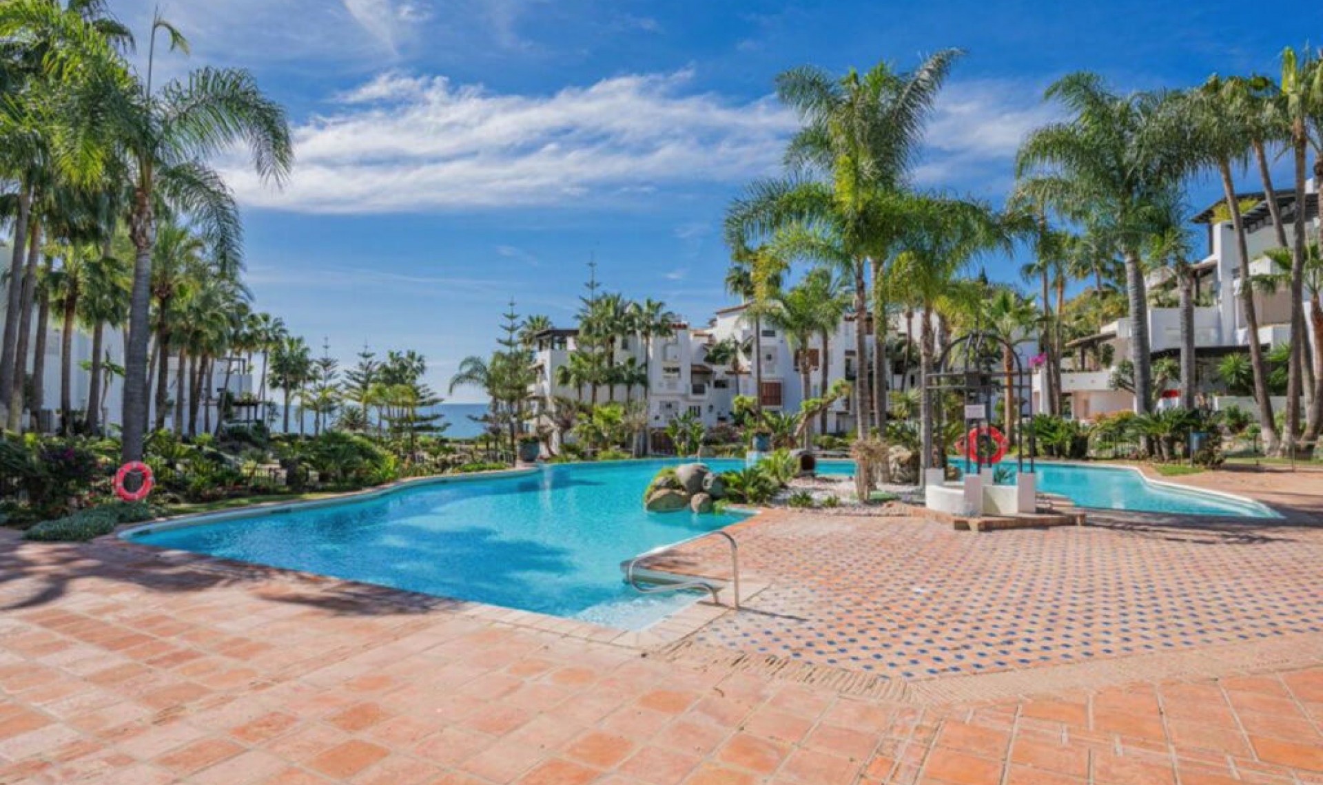Resale - Apartment -
The Golden Mile