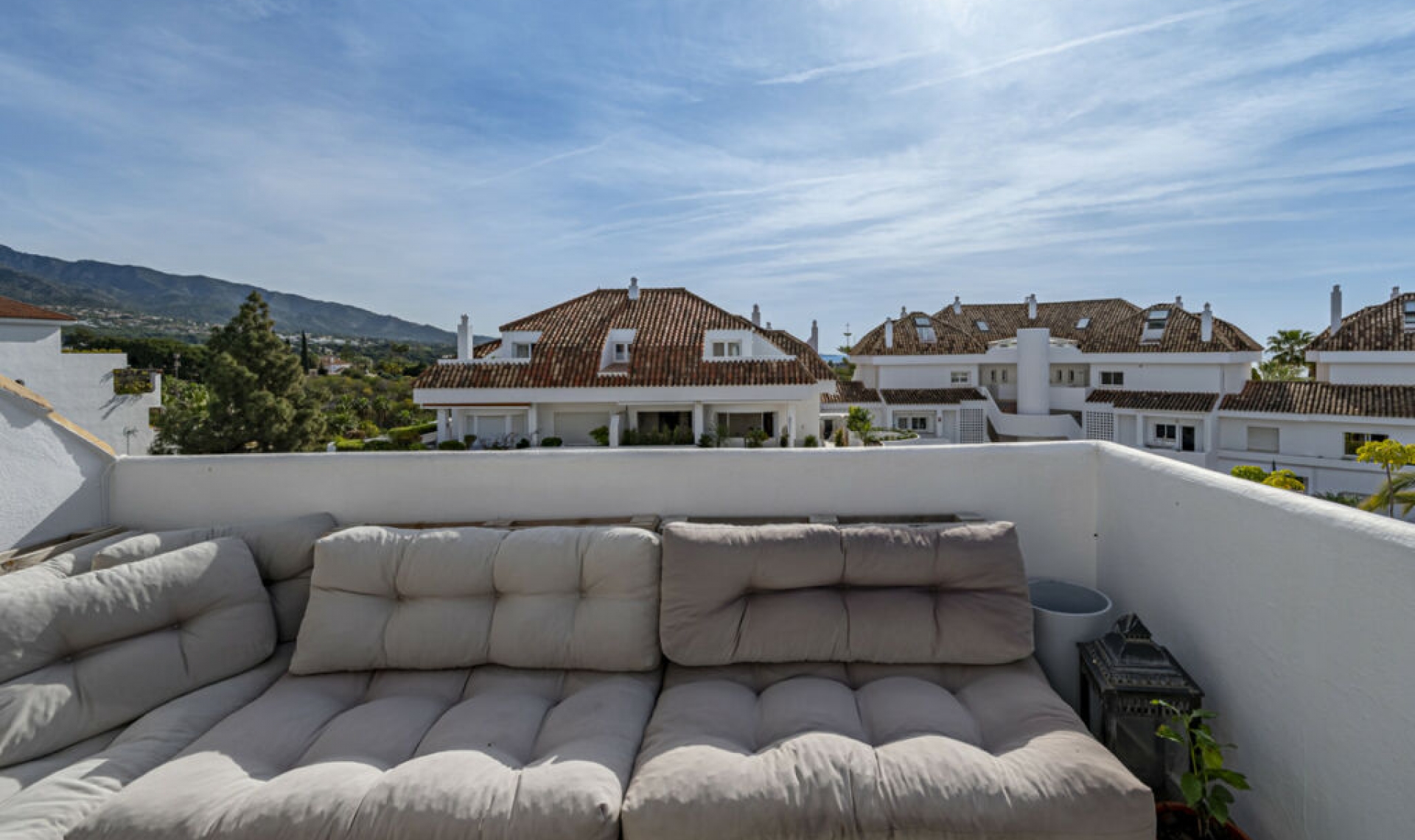 Resale - Apartment -
The Golden Mile