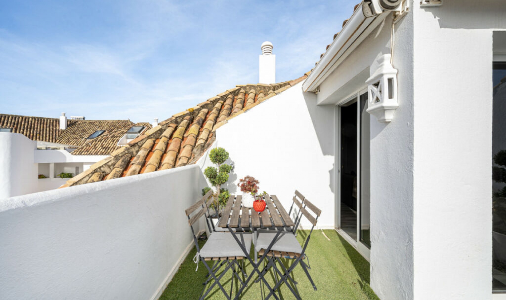 Resale - Apartment -
The Golden Mile