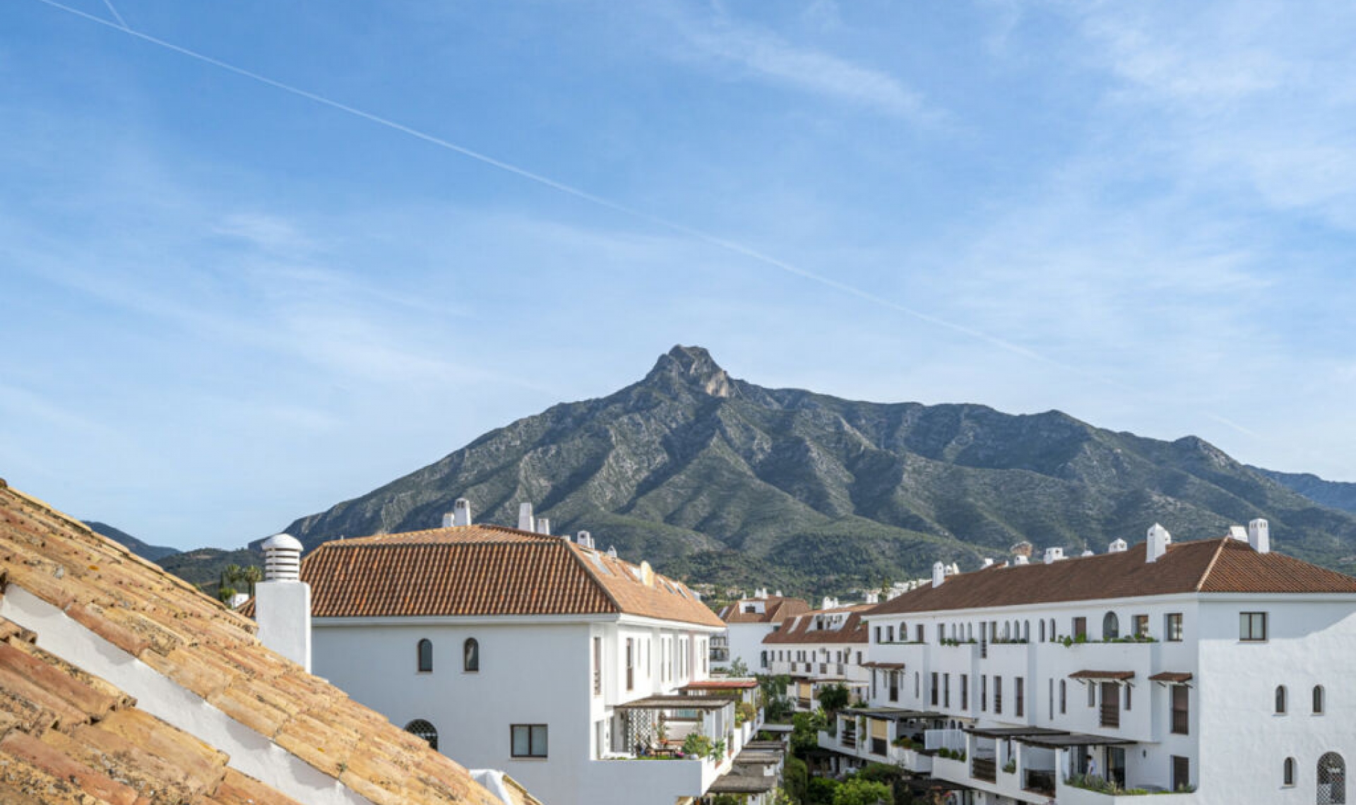 Resale - Apartment -
The Golden Mile