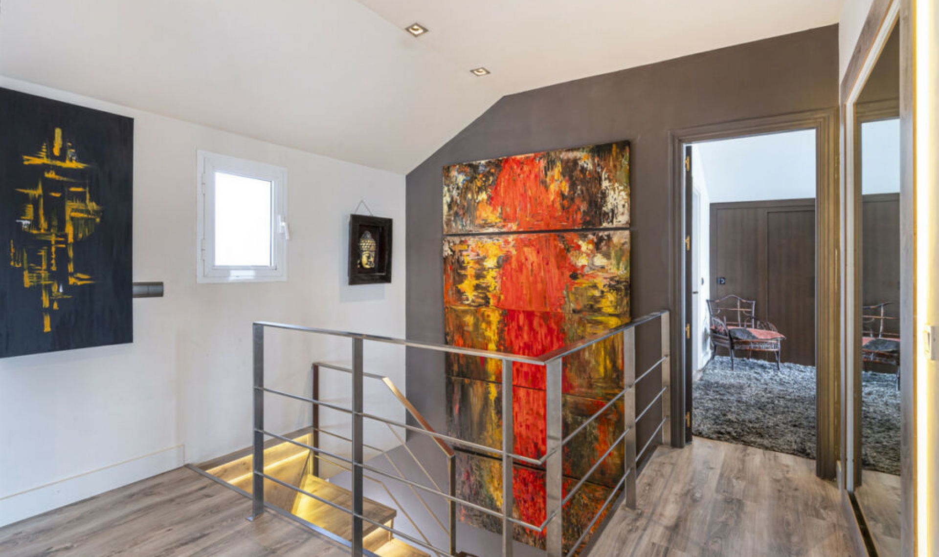 Resale - Apartment -
The Golden Mile