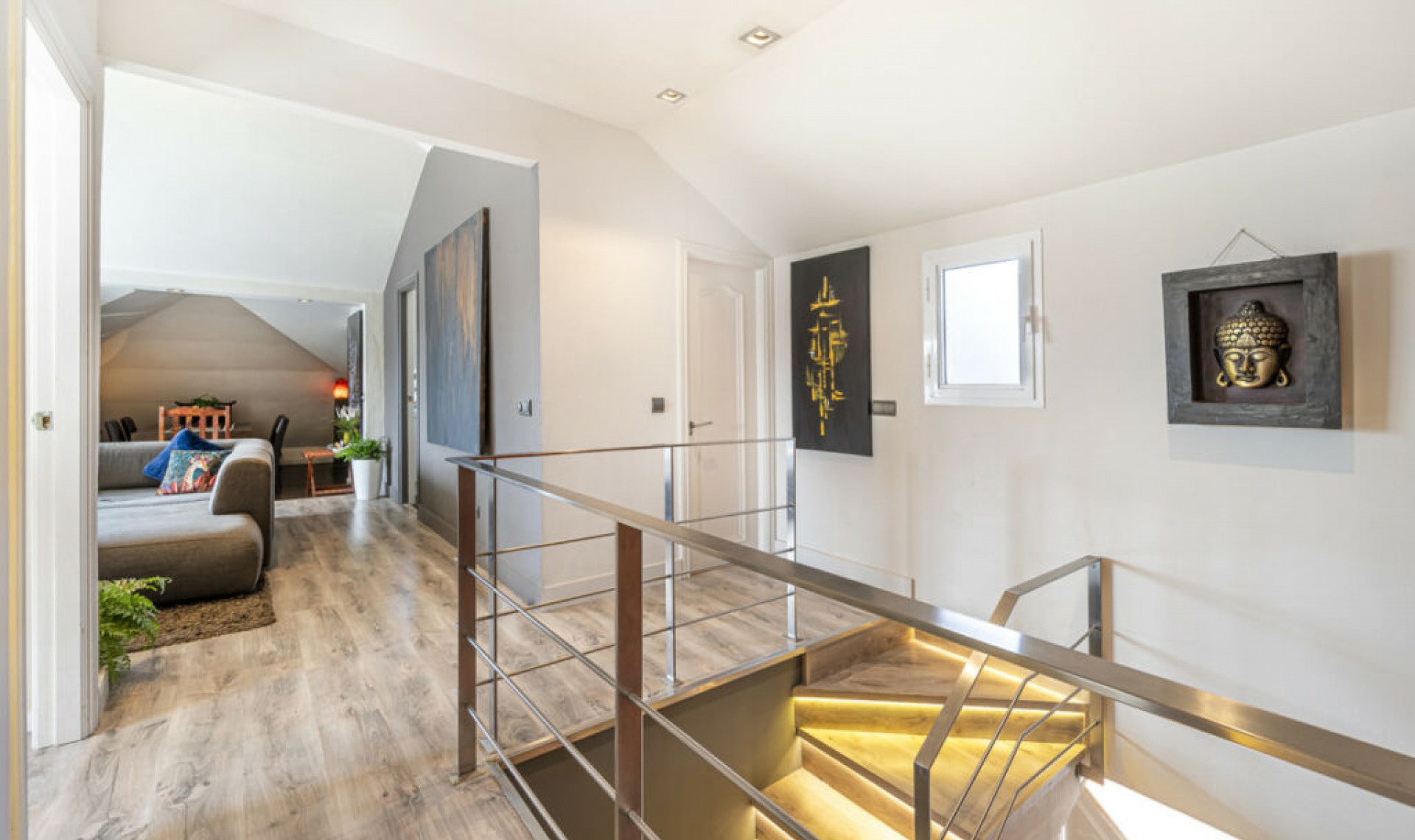Resale - Apartment -
The Golden Mile