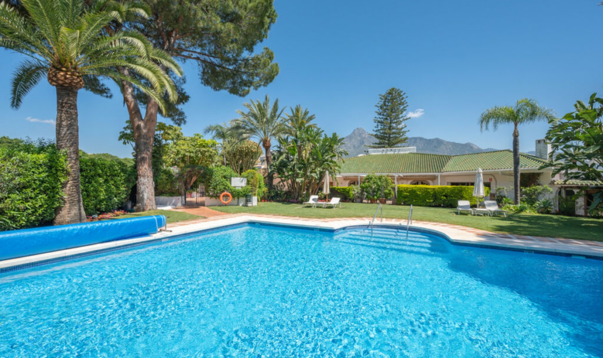 Resale - Apartment -
The Golden Mile