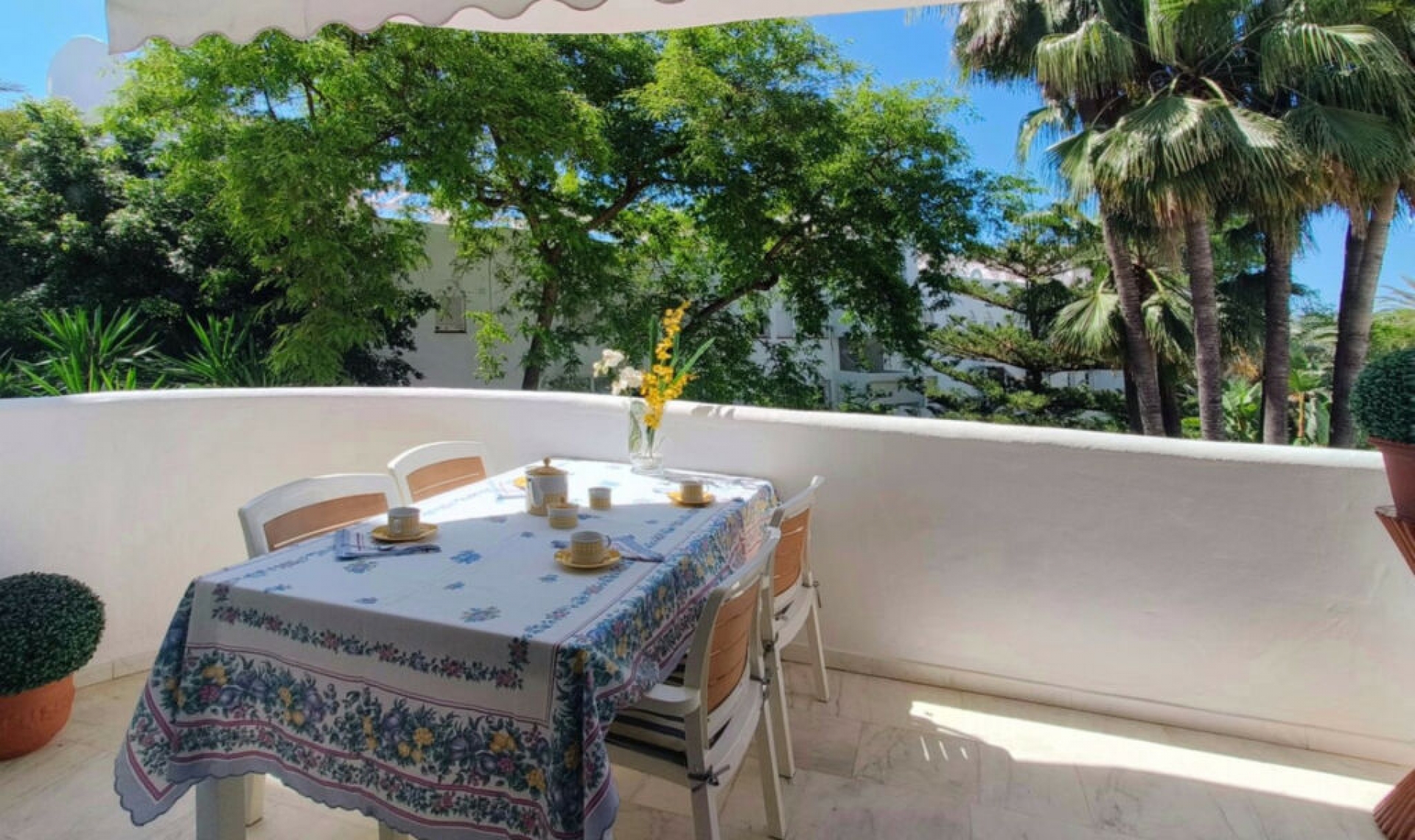 Resale - Apartment -
The Golden Mile
