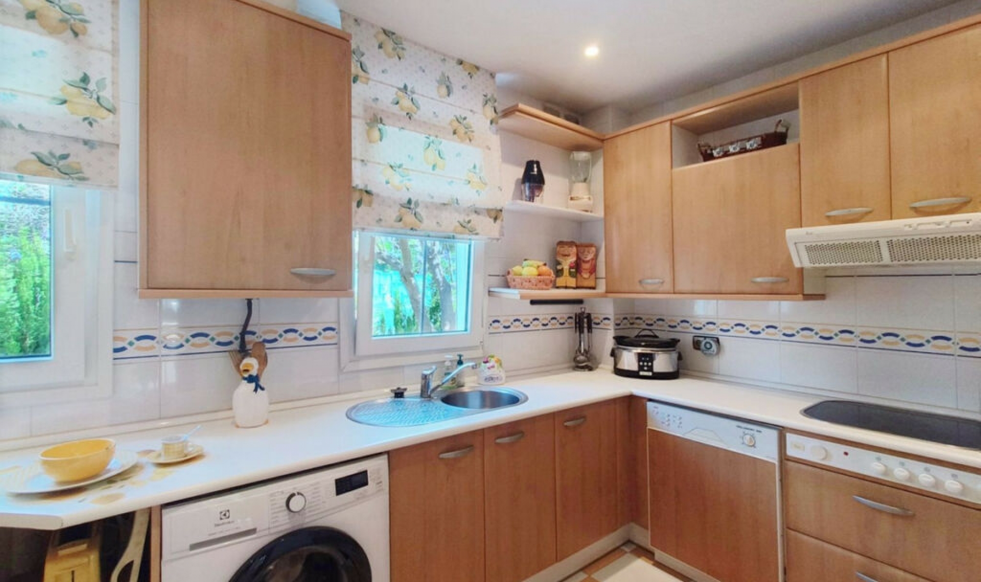 Resale - Apartment -
The Golden Mile