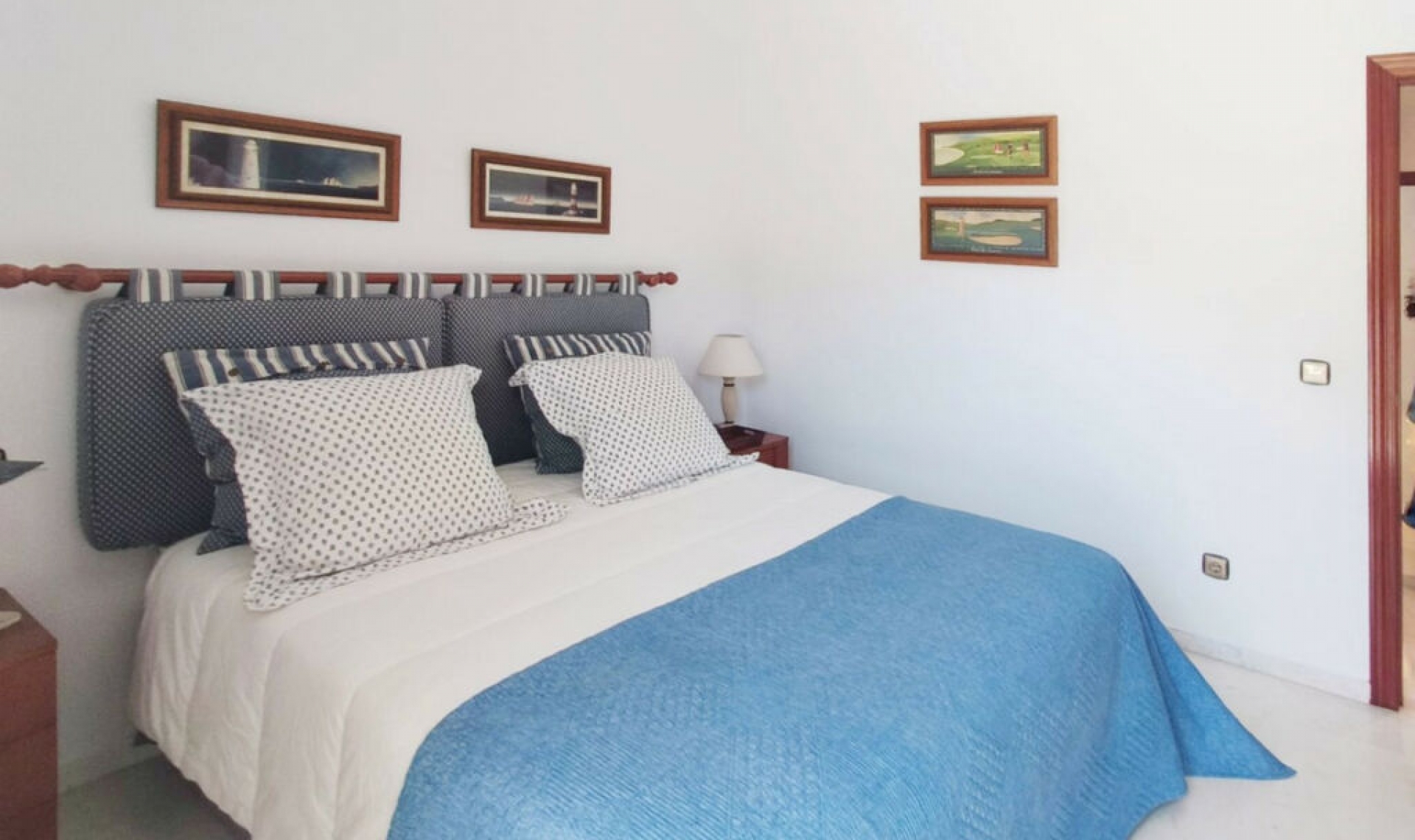 Resale - Apartment -
The Golden Mile
