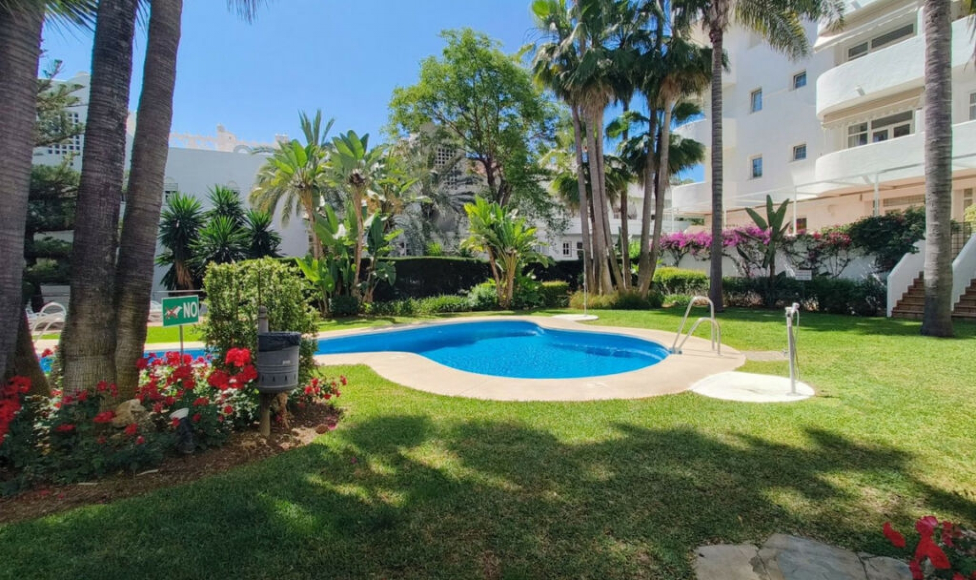 Resale - Apartment -
The Golden Mile
