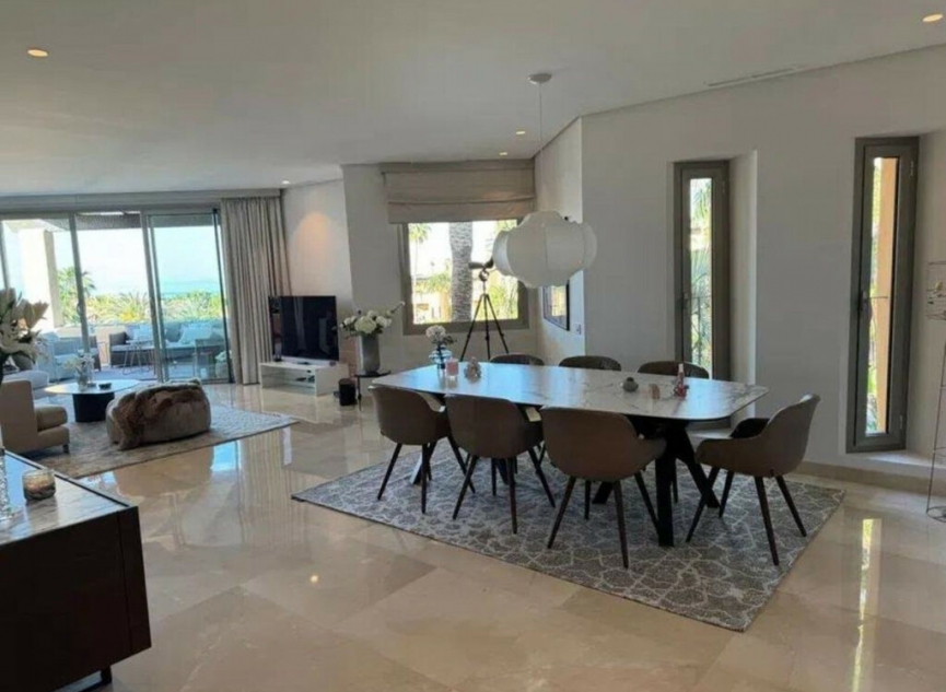 Resale - Apartment -
The Golden Mile