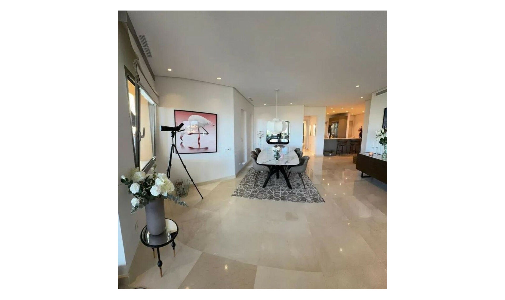 Resale - Apartment -
The Golden Mile