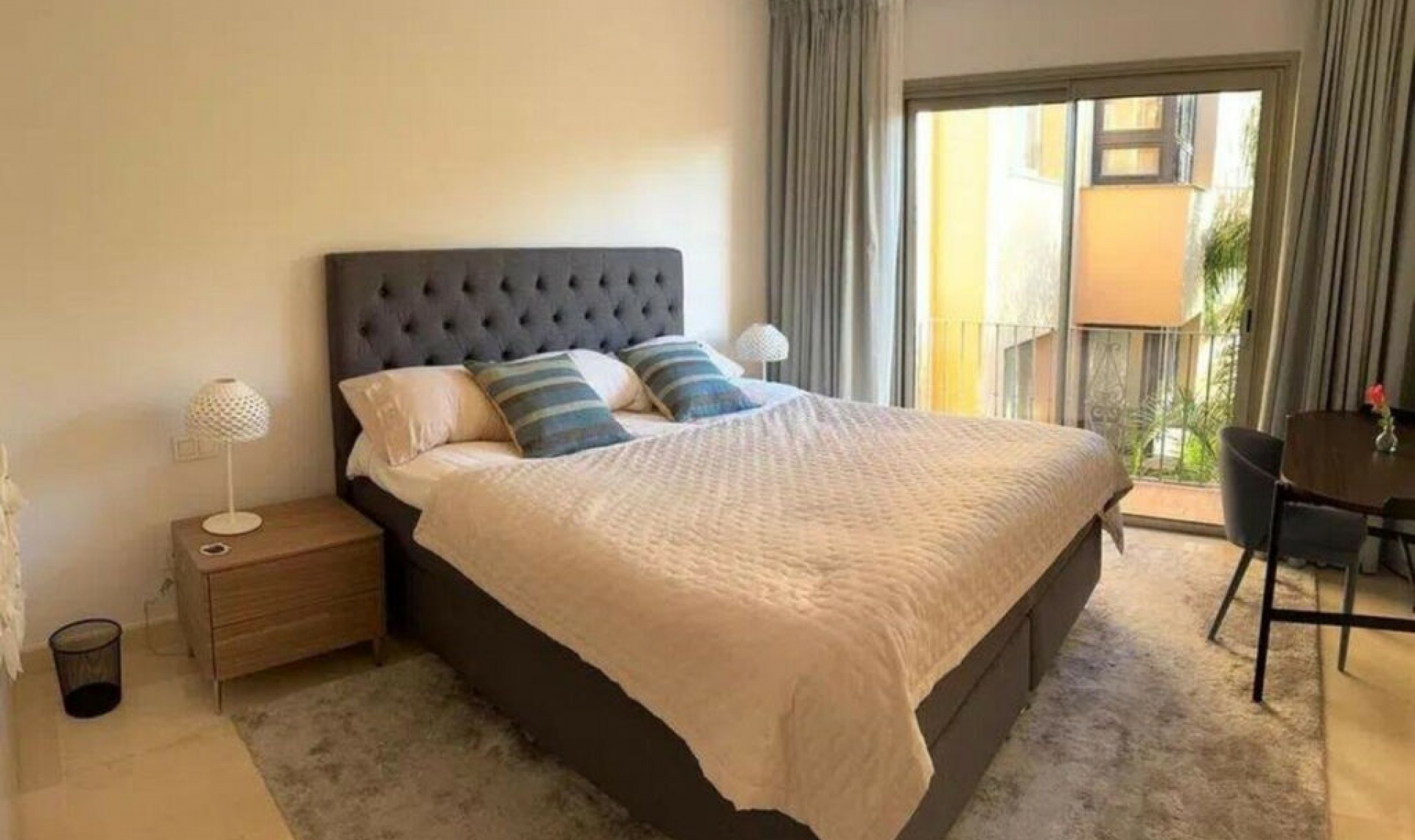 Resale - Apartment -
The Golden Mile