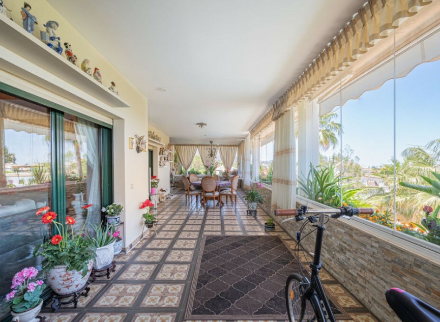 Resale - Apartment -
The Golden Mile