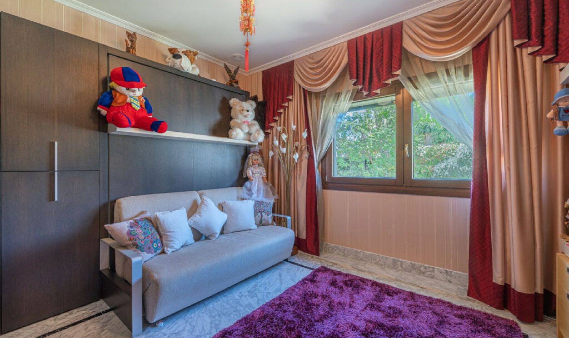 Resale - Apartment -
The Golden Mile