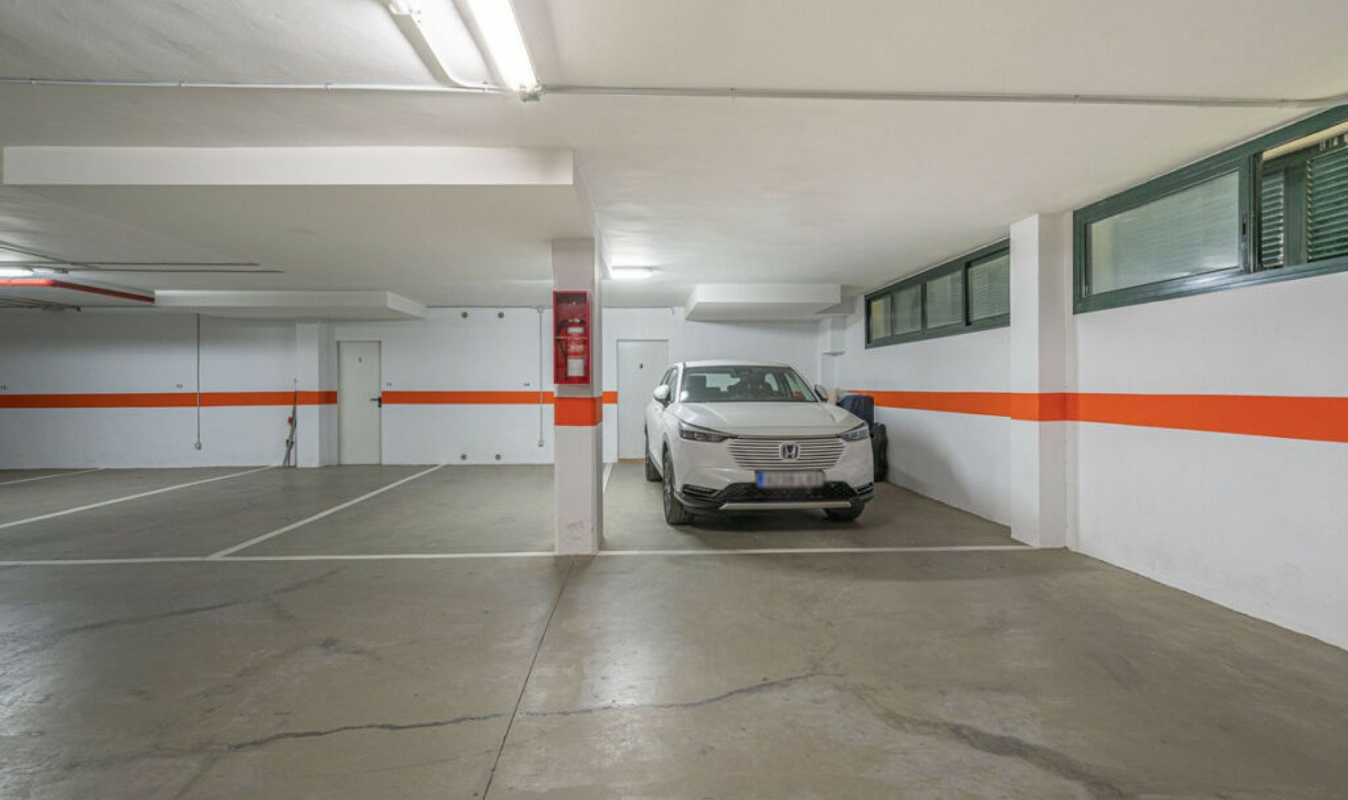 Resale - Apartment -
The Golden Mile