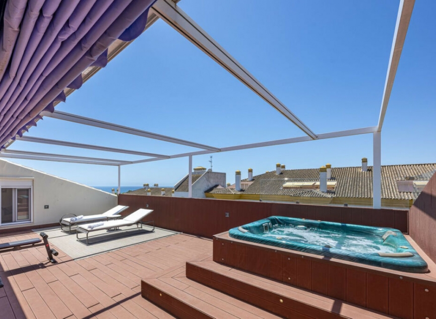 Resale - Apartment -
The Golden Mile