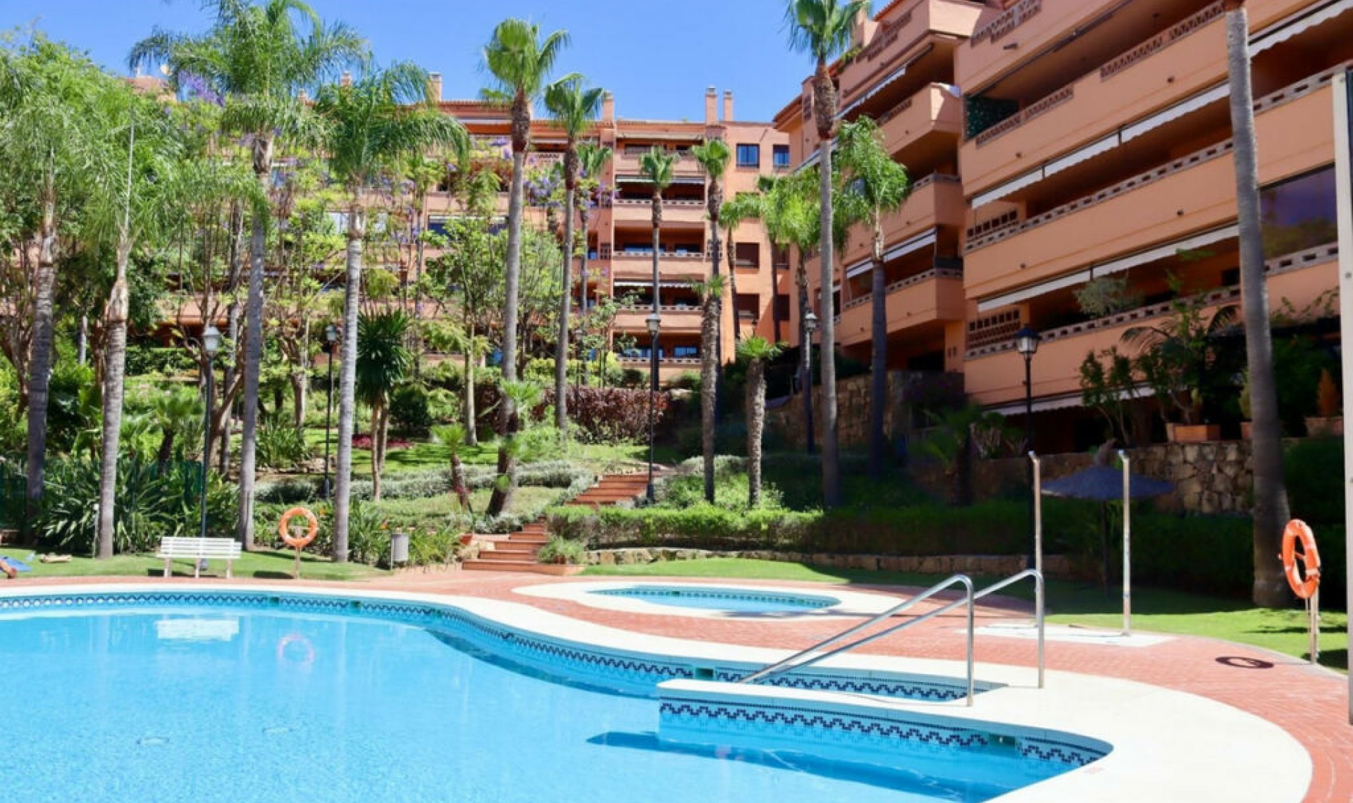 Resale - Apartment -
The Golden Mile