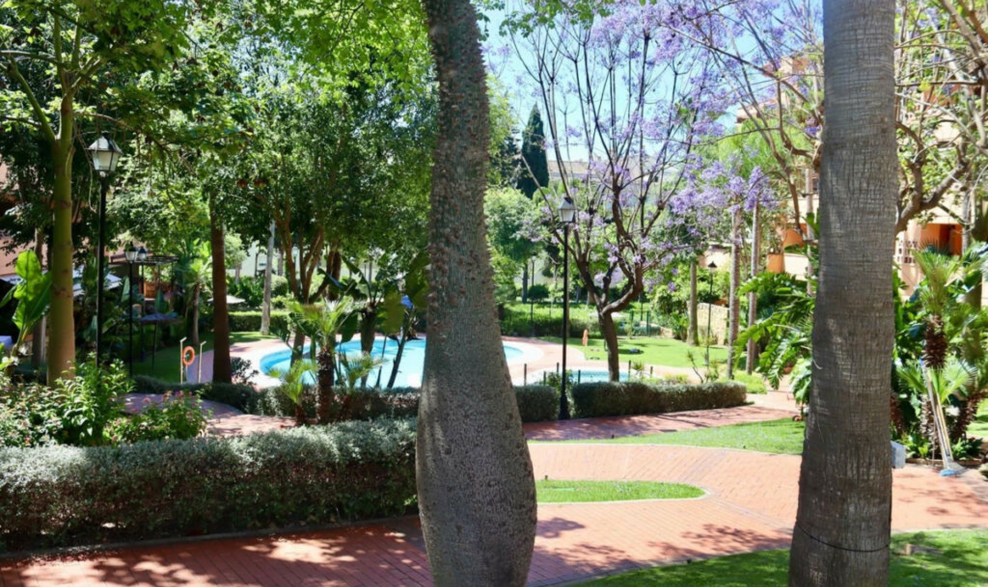 Resale - Apartment -
The Golden Mile