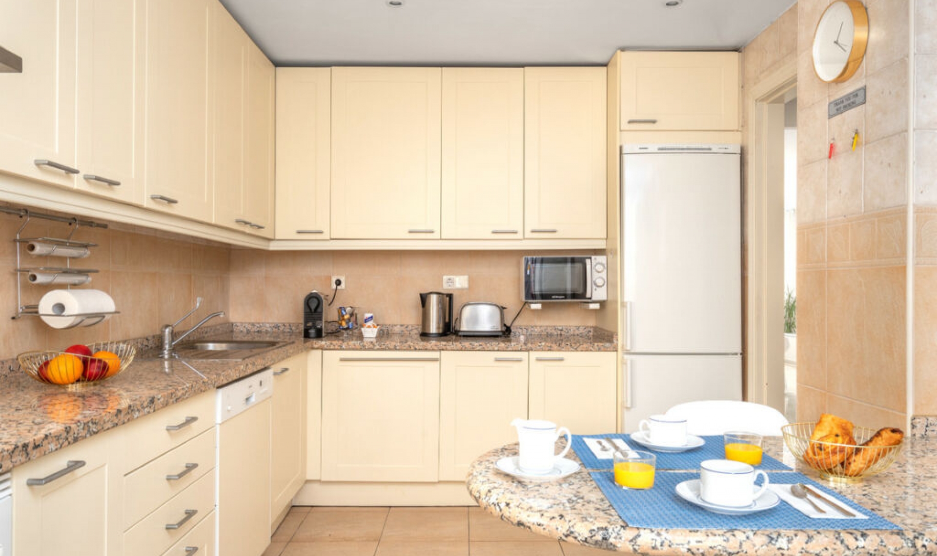 Resale - Apartment -
The Golden Mile