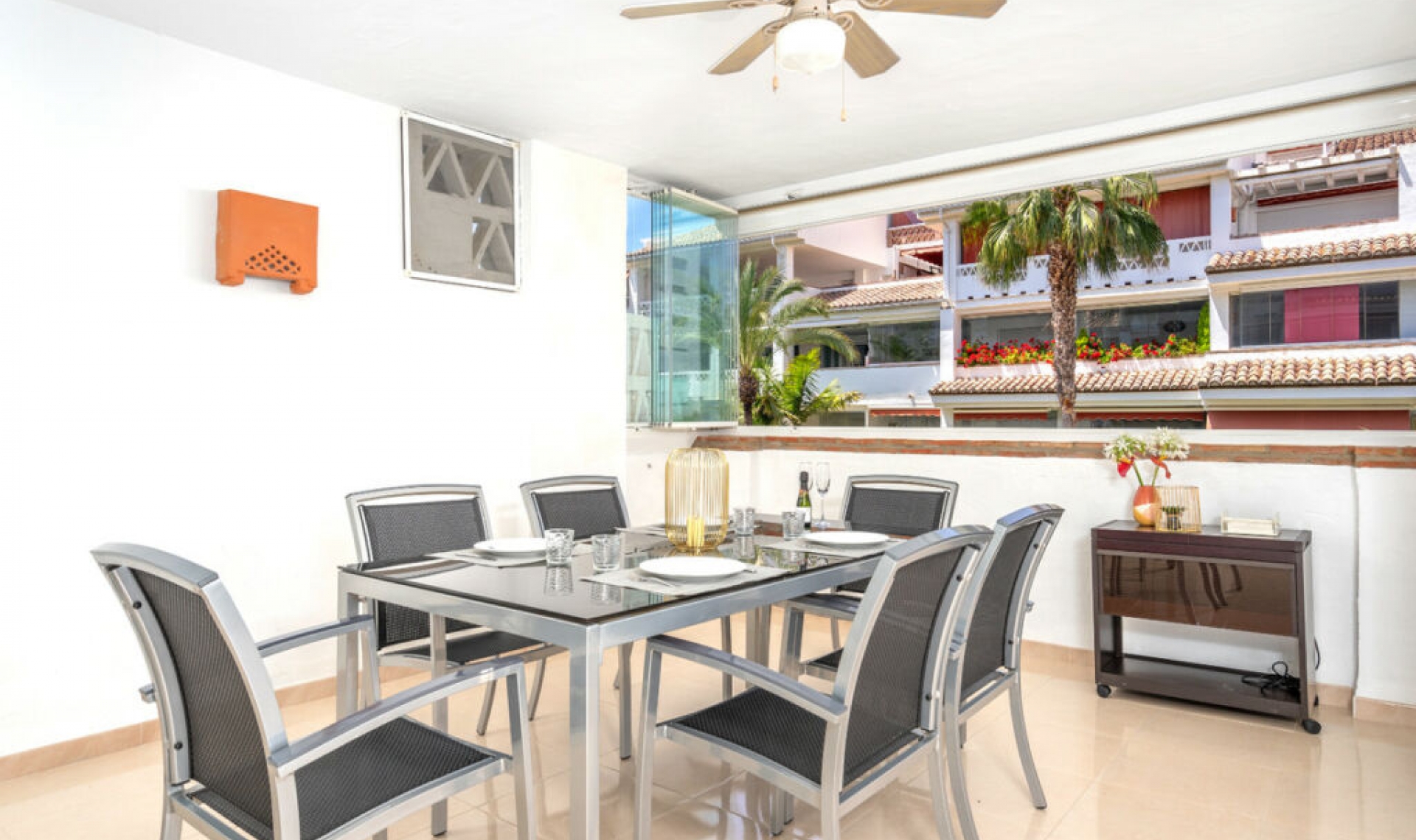 Resale - Apartment -
The Golden Mile