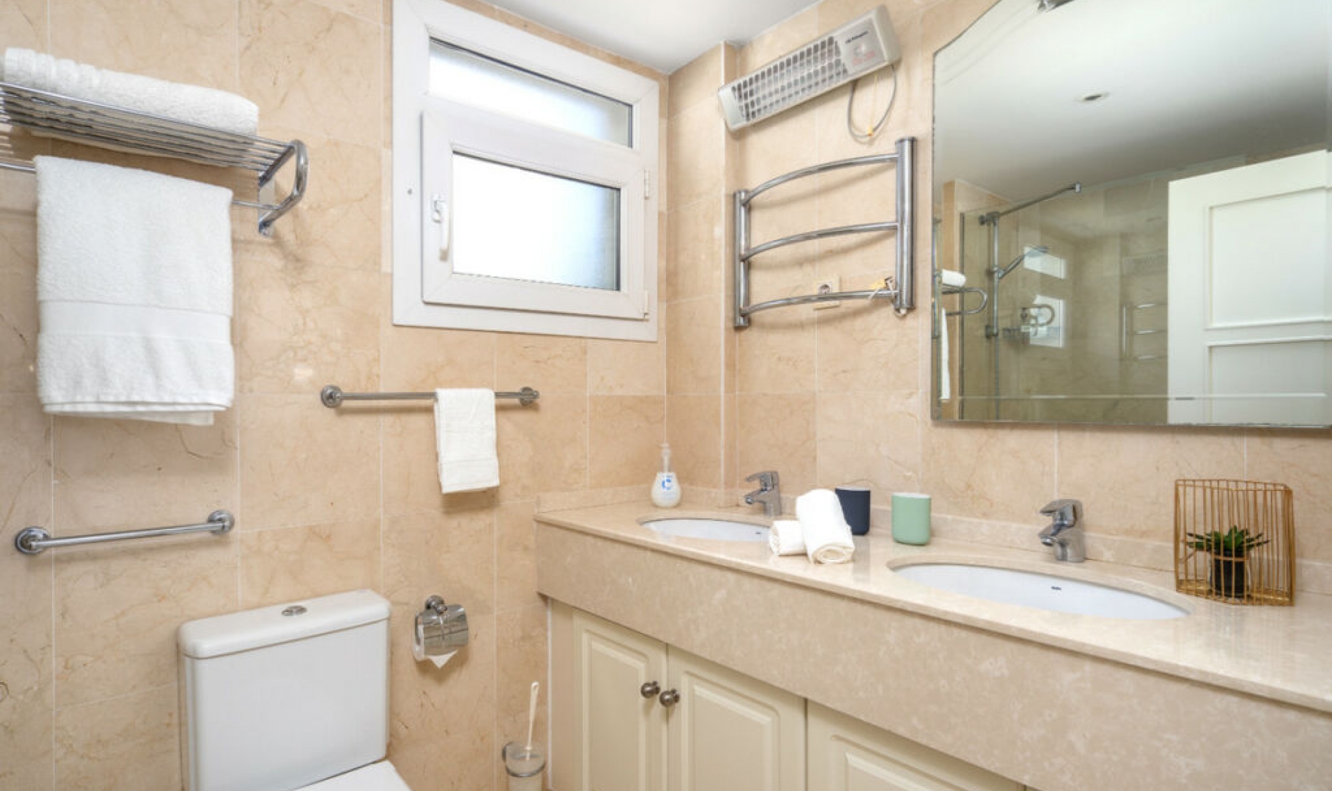 Resale - Apartment -
The Golden Mile