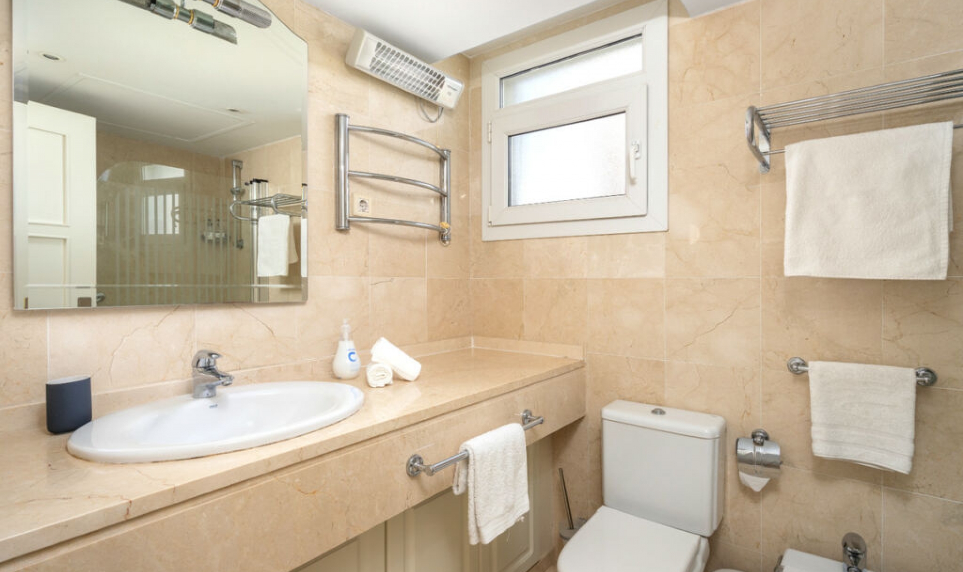 Resale - Apartment -
The Golden Mile